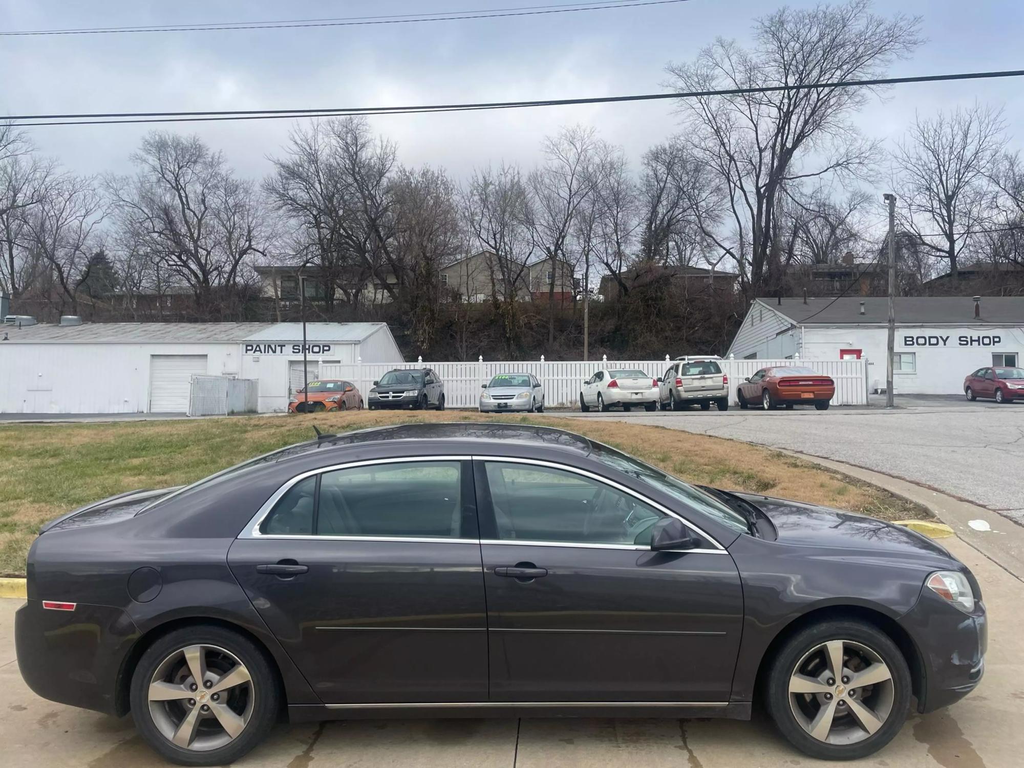 2011 Chevrolet Malibu 1LT photo 18