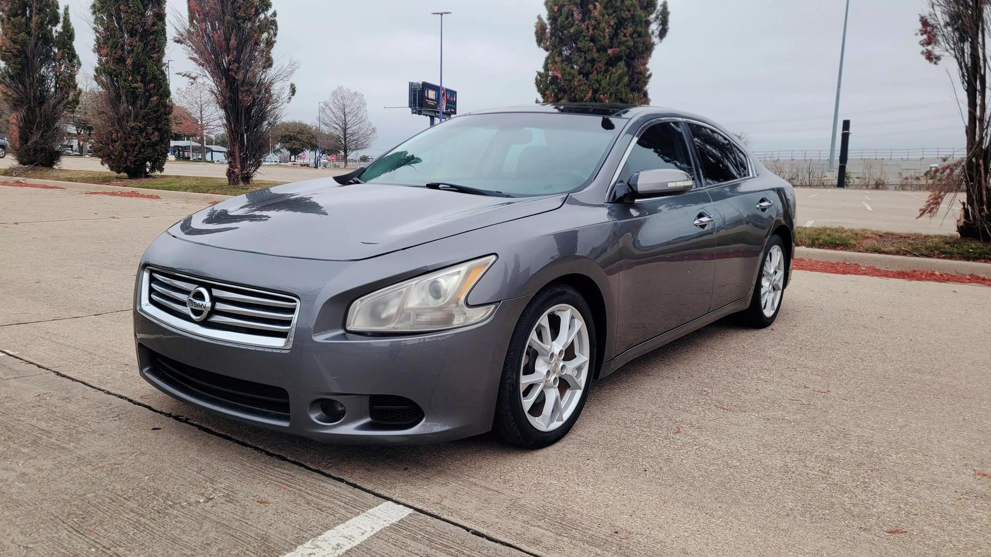 2014 Nissan Maxima SV photo 18