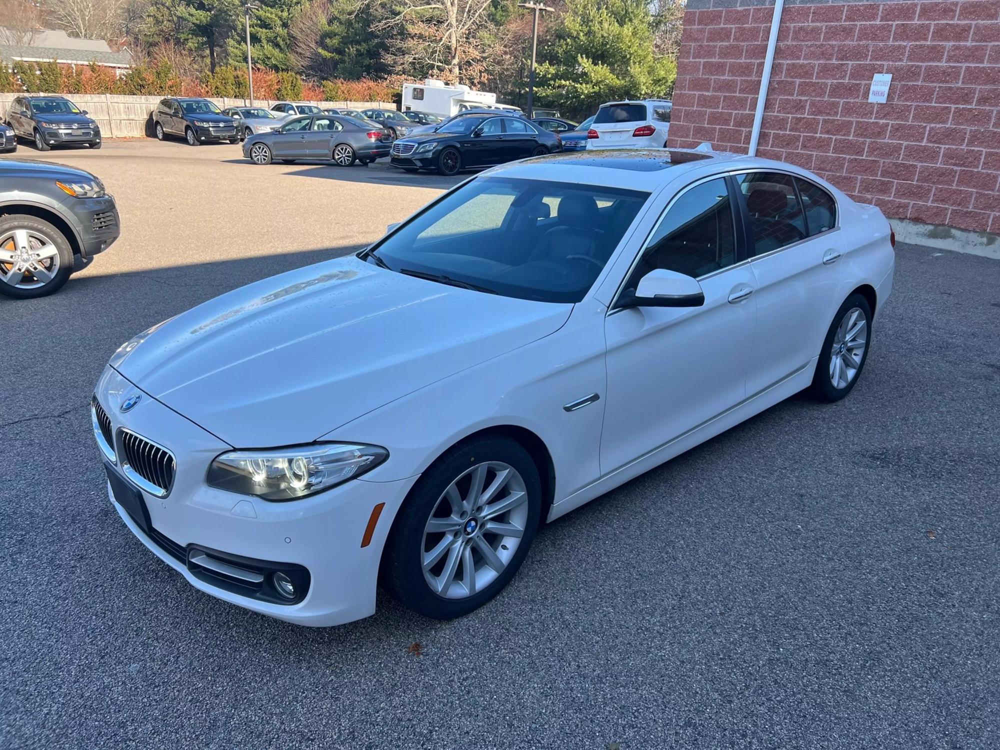 2015 BMW 5 Series 535i photo 22