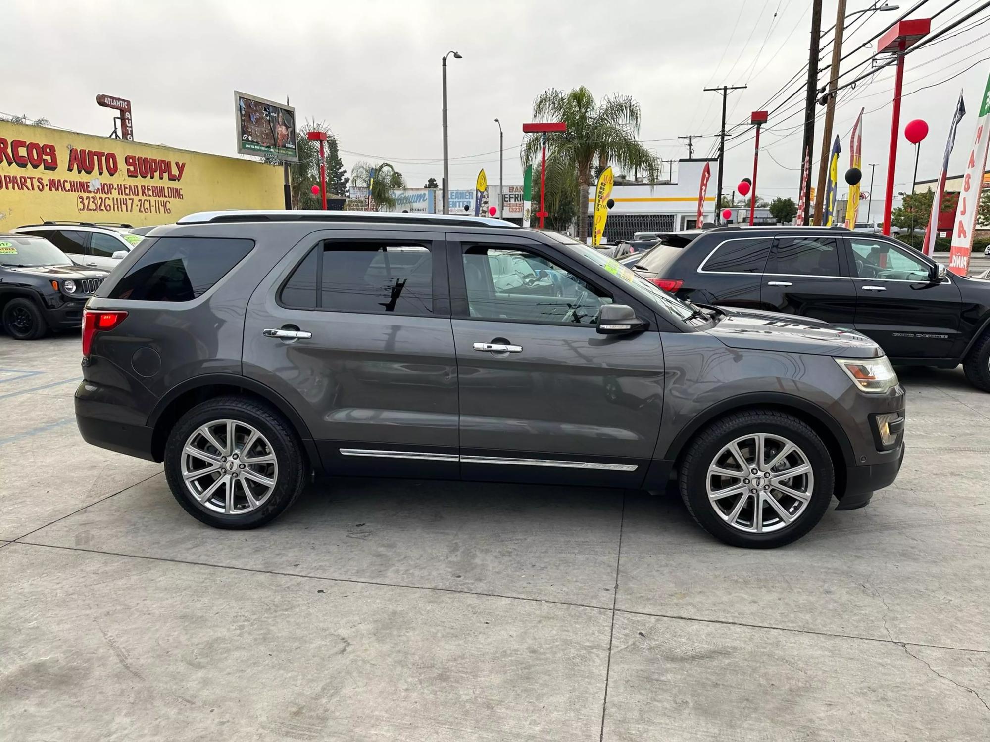 2016 Ford Explorer Limited photo 27