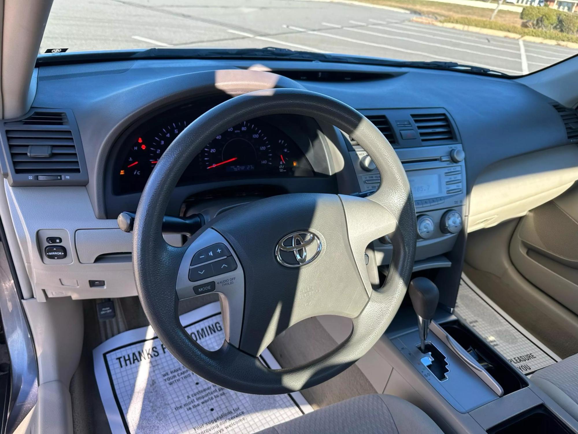 2011 Toyota Camry LE photo 35