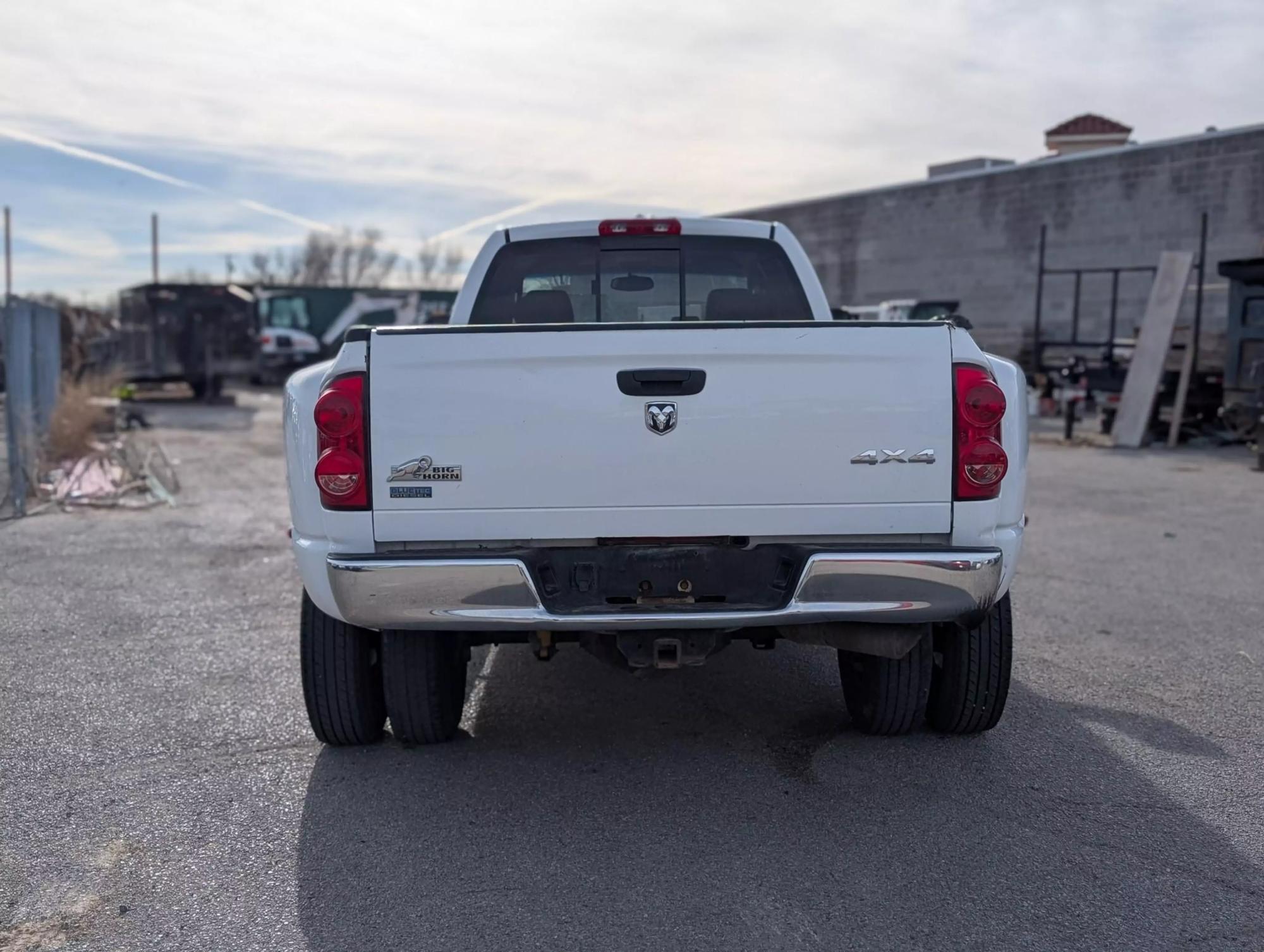 2008 Dodge Ram 3500 Pickup SLT photo 31