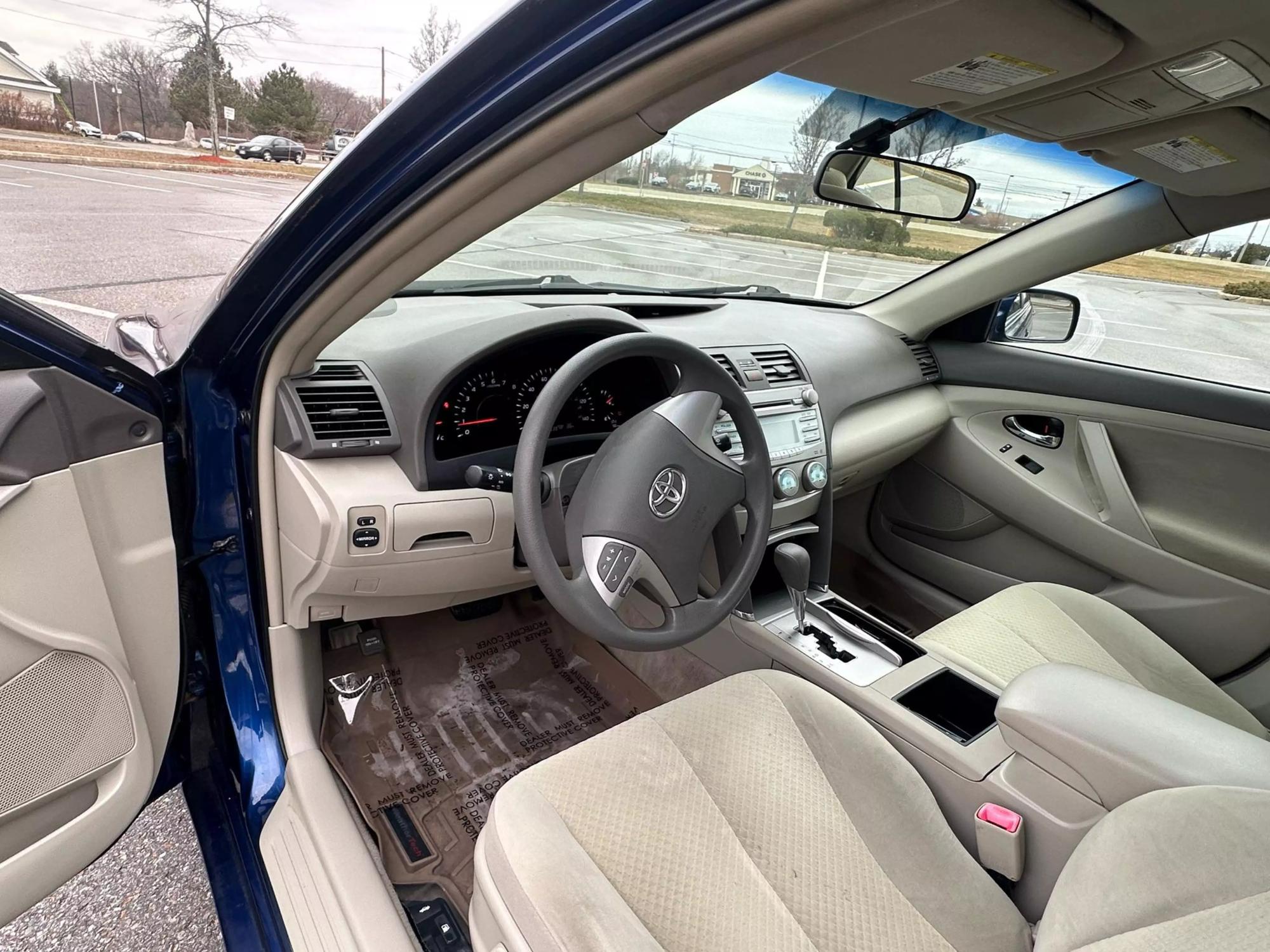 2007 Toyota Camry CE photo 40