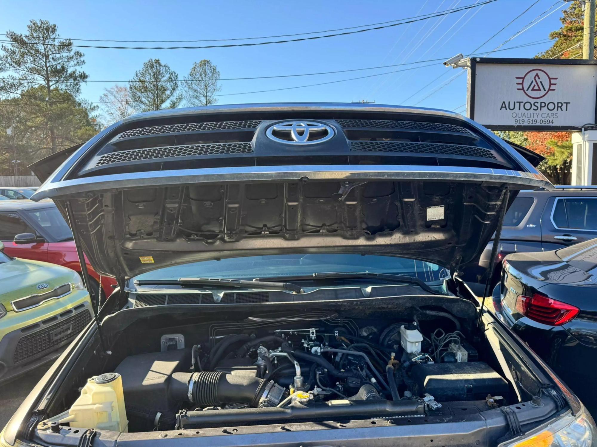 2013 Toyota Tundra Tundra Grade photo 17