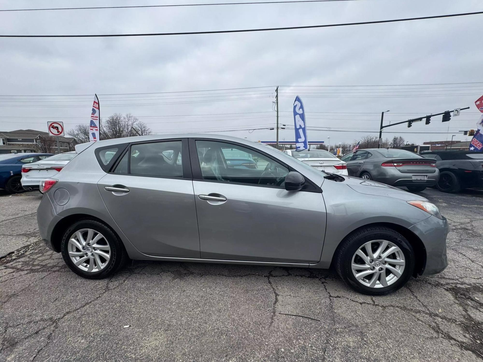 2012 Mazda MAZDA3 i Touring photo 35