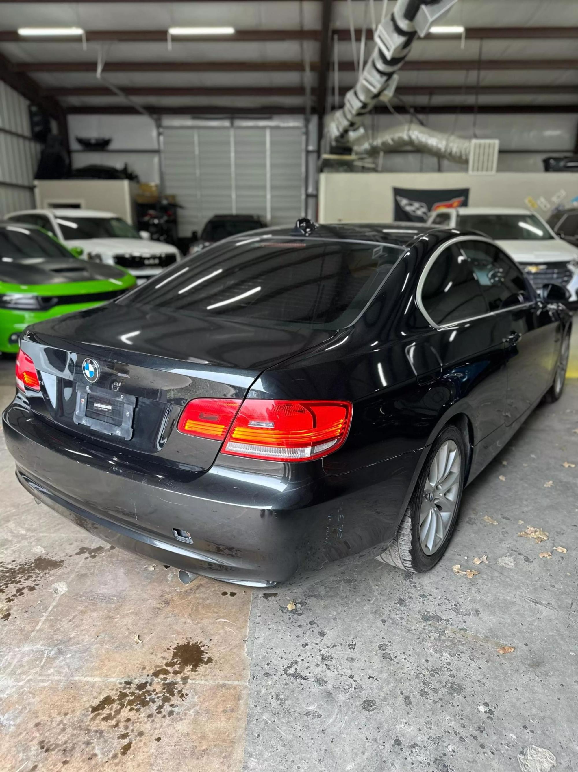 2009 BMW 3 Series 335xi photo 10