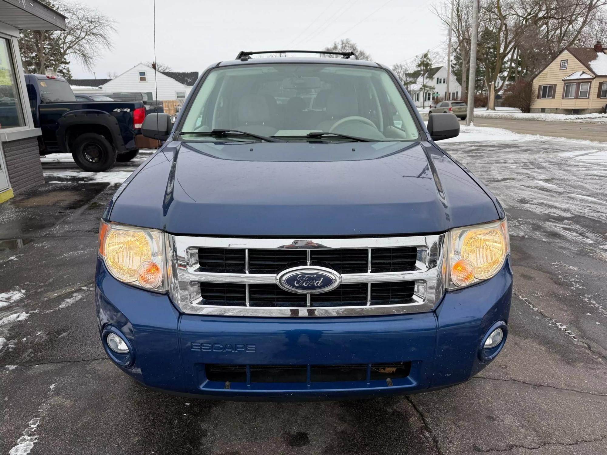 2008 Ford Escape XLT photo 18