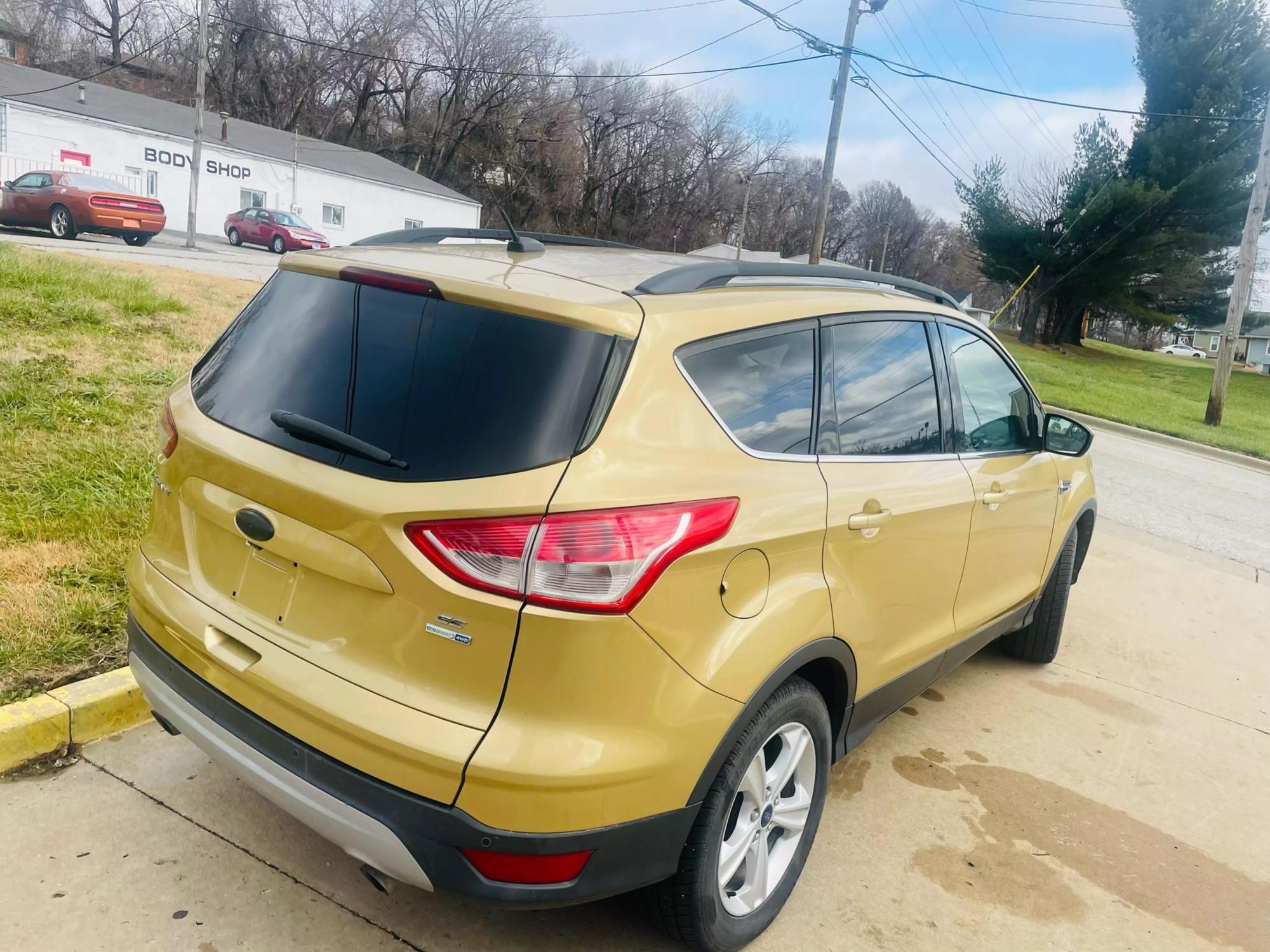 2015 Ford Escape SE photo 23