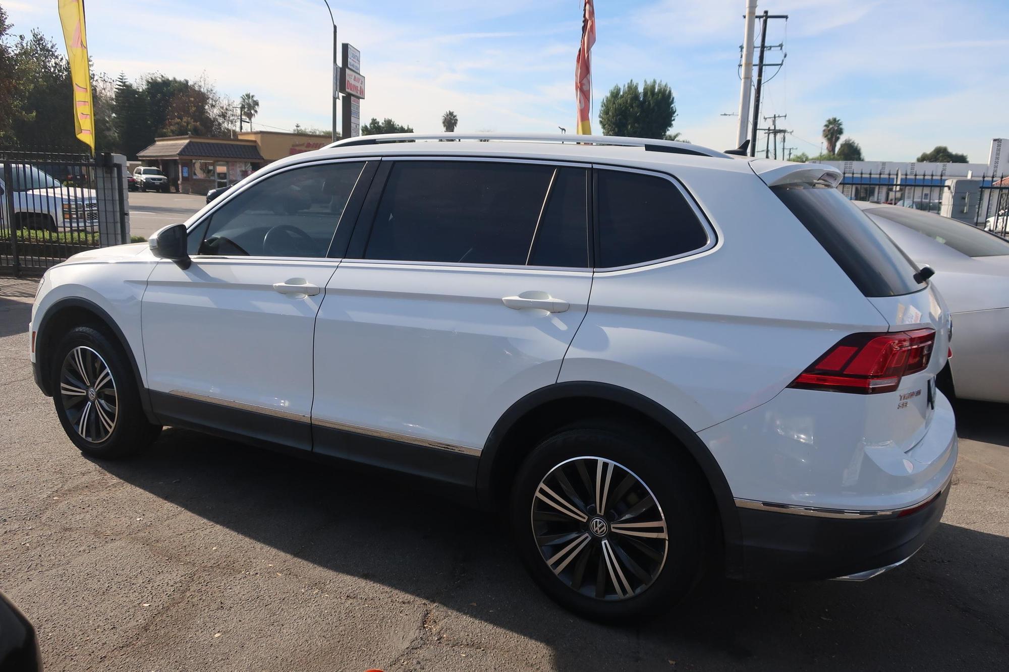 2018 Volkswagen Tiguan SEL photo 56