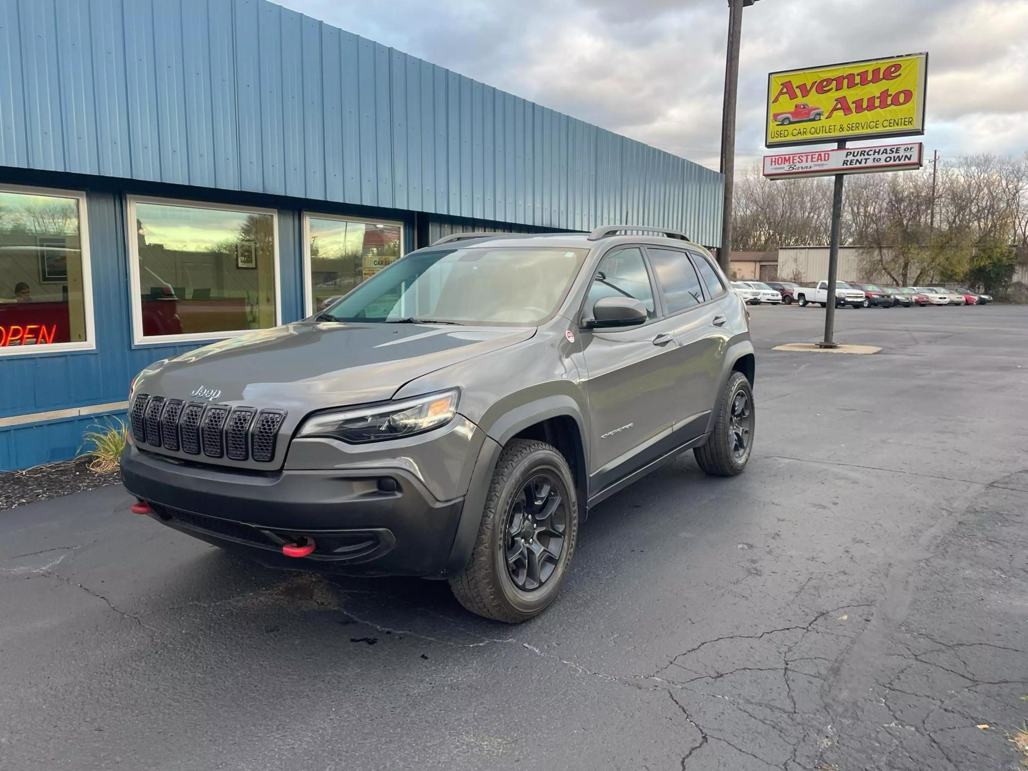 2019 Jeep Cherokee Trailhawk photo 11