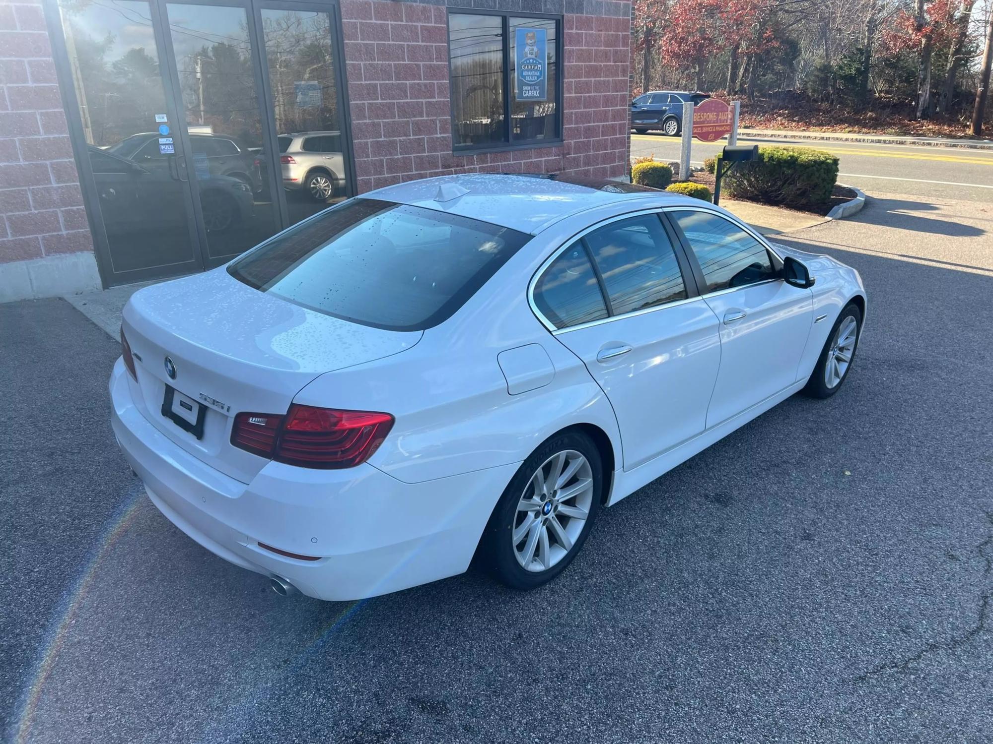 2015 BMW 5 Series 535i photo 26