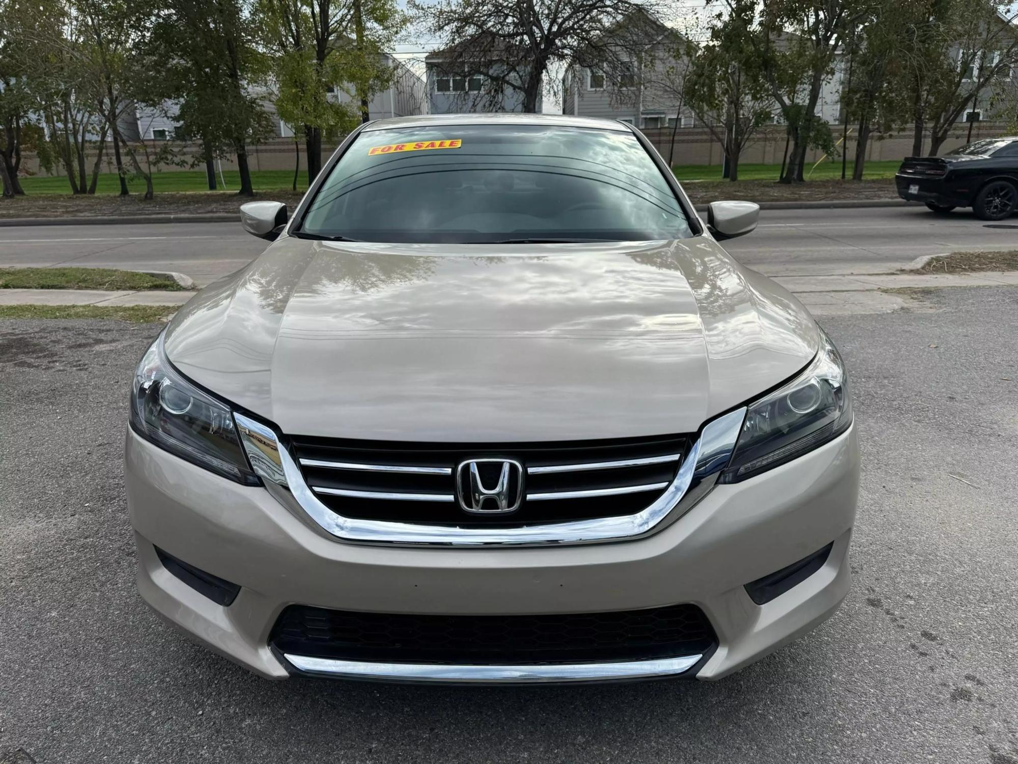 2013 Honda Accord LX photo 12