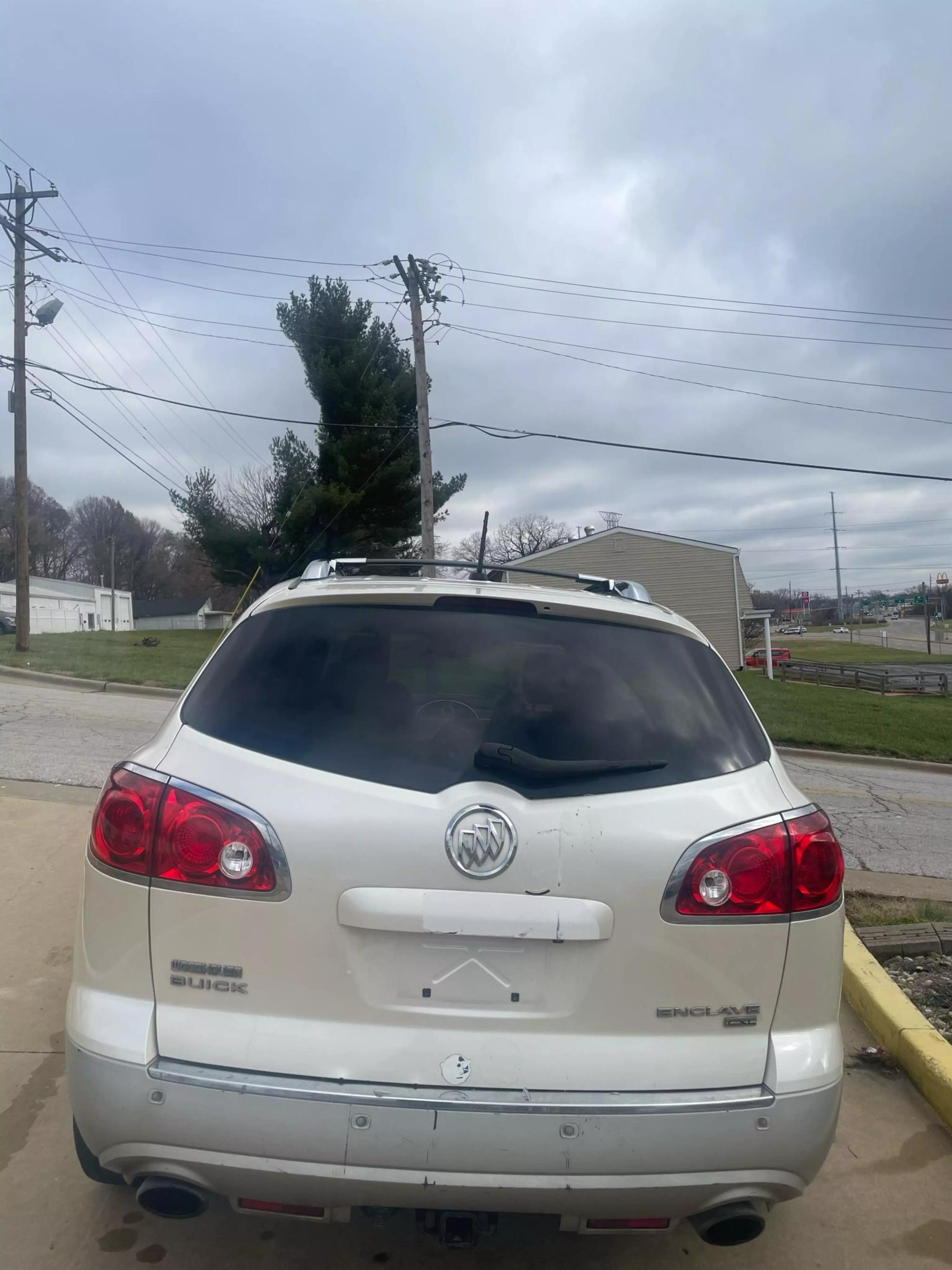 2010 Buick Enclave CXL-2 photo 30