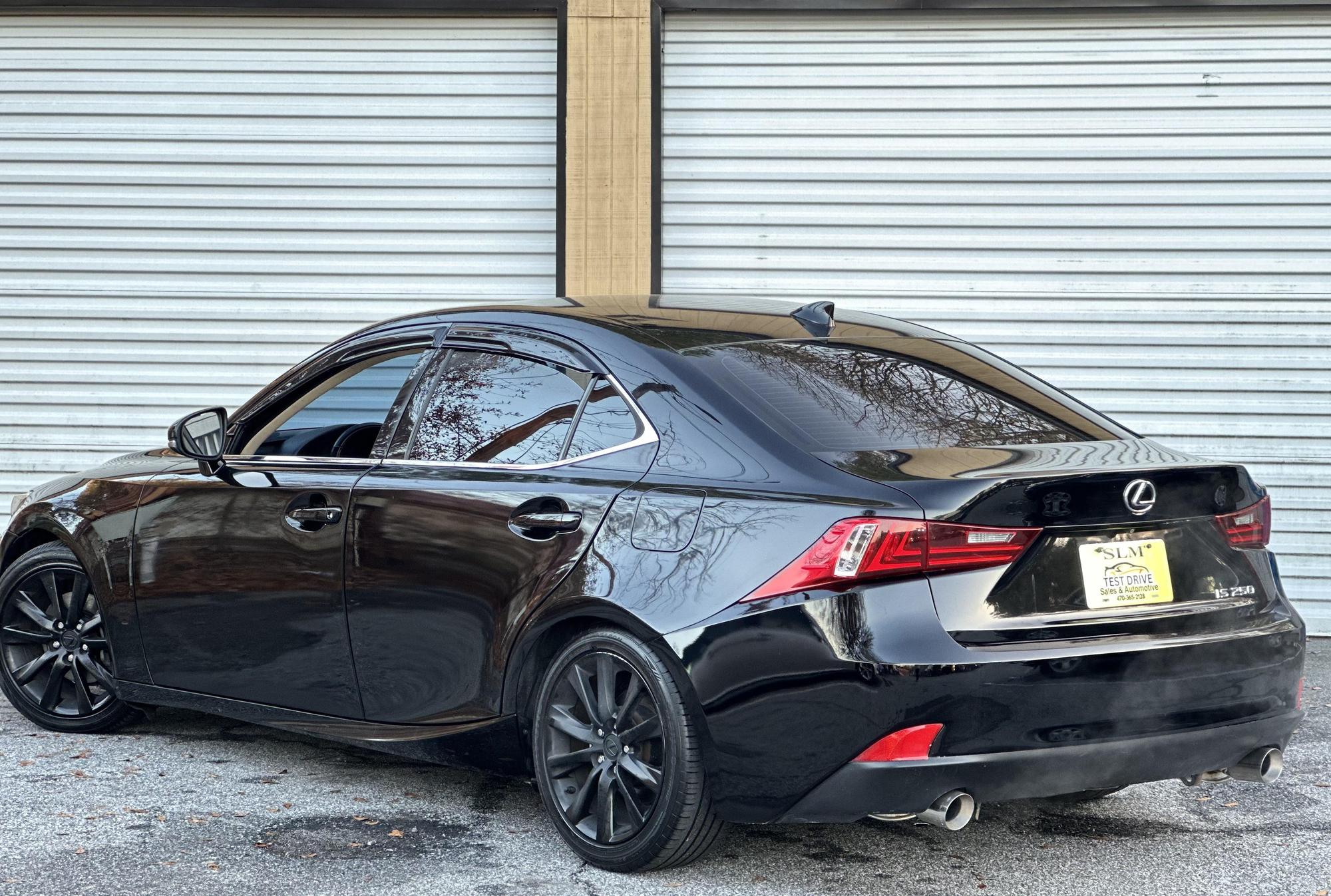 2015 Lexus IS 250 photo 29