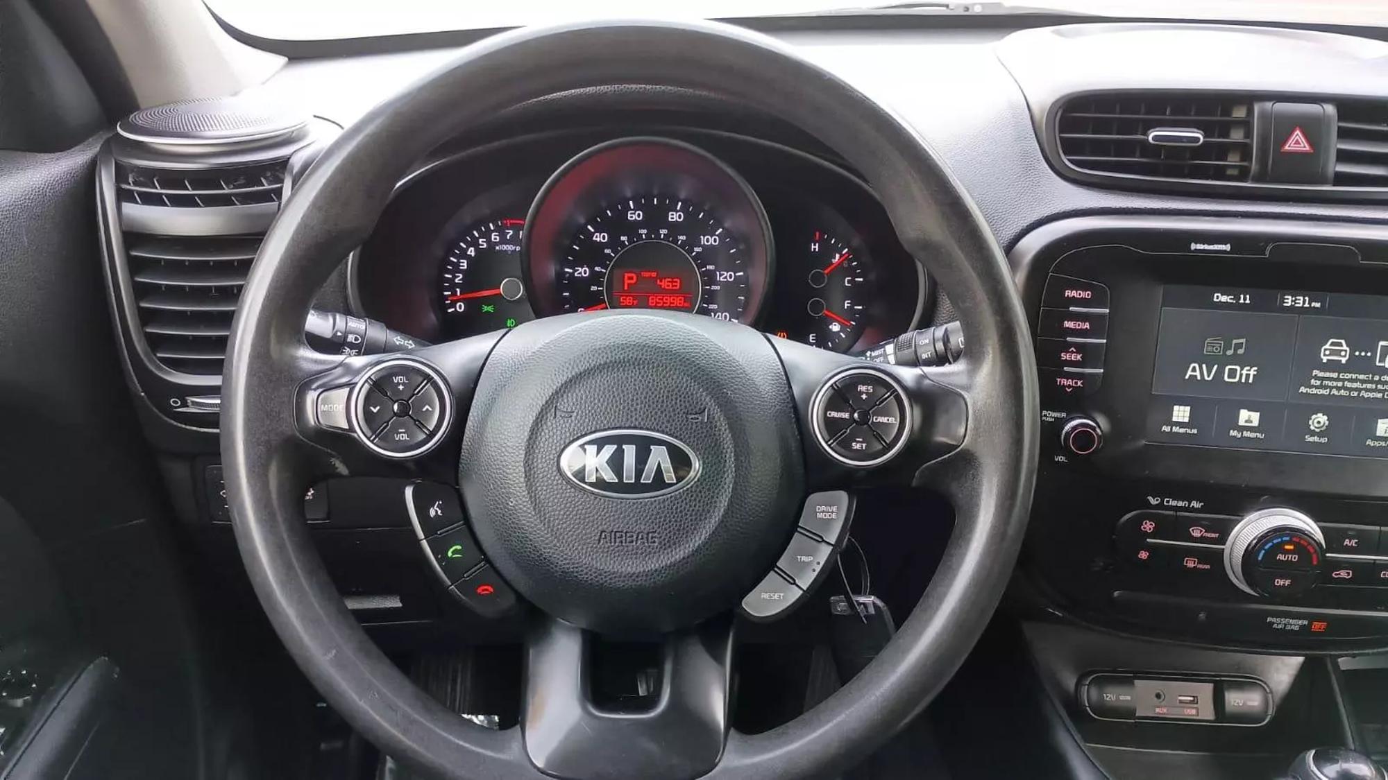 2019 Kia Soul + photo 34