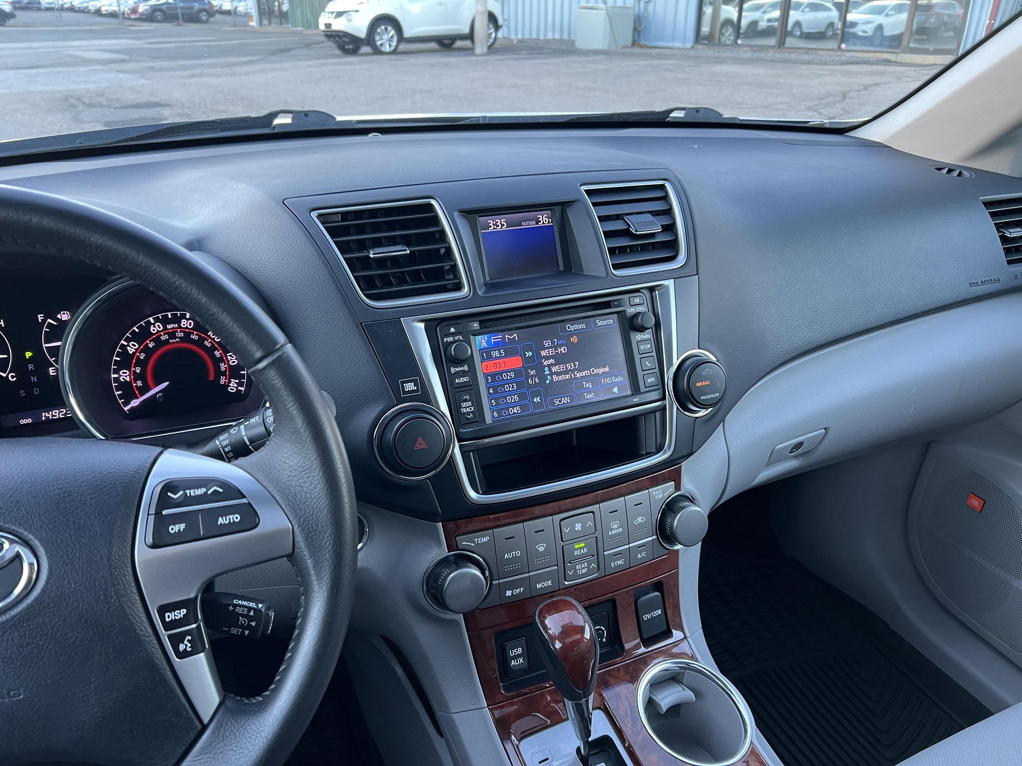 2013 Toyota Highlander Limited photo 73