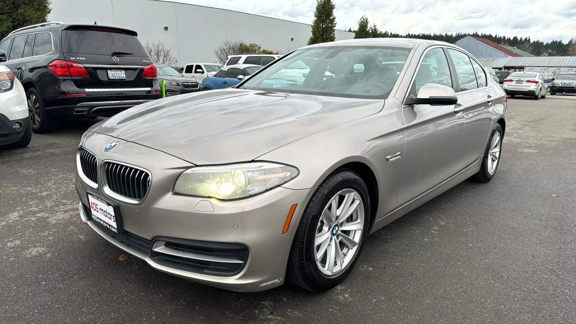 2014 BMW 5 Series 528i photo 40