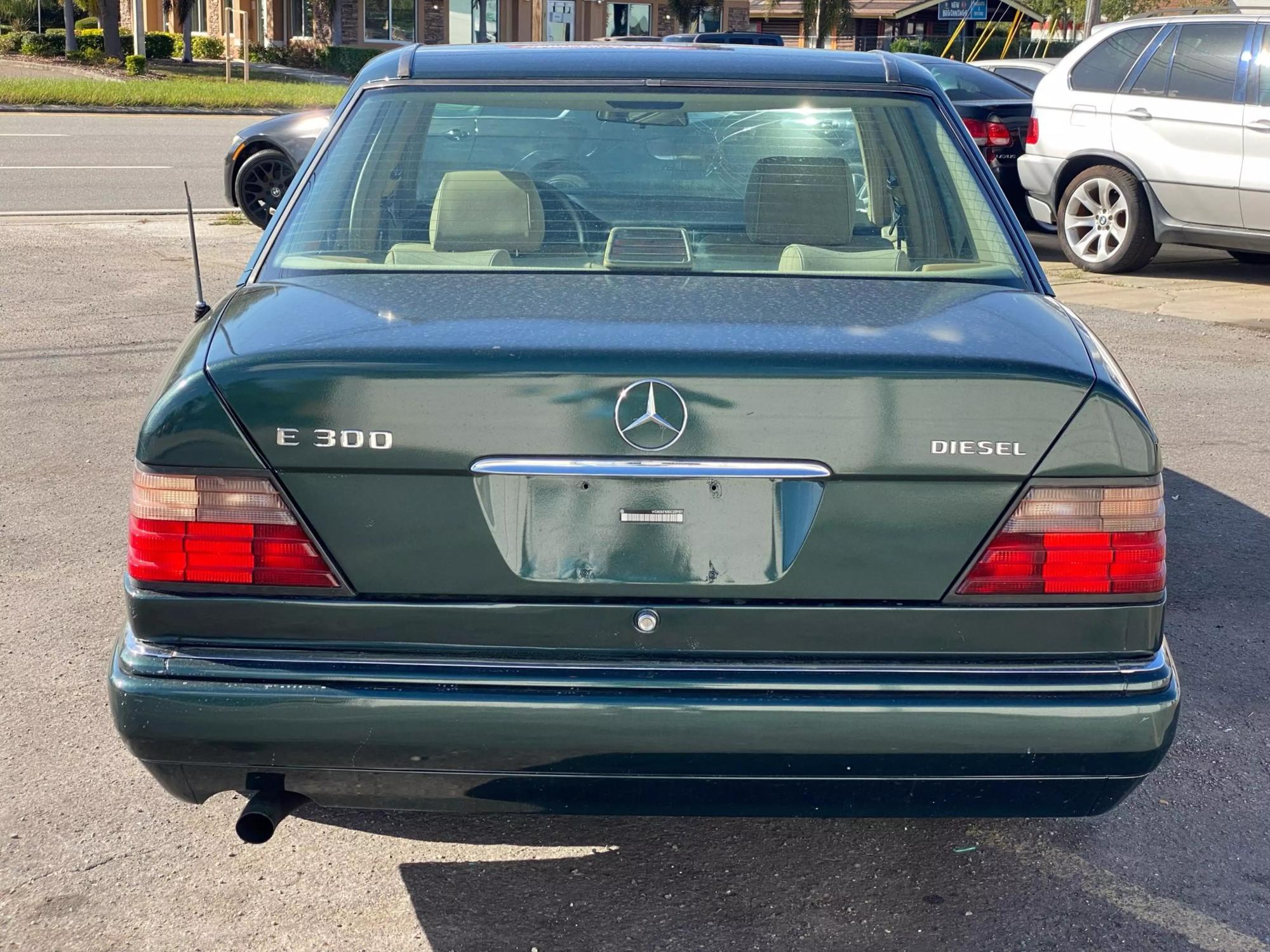 1995 Mercedes-Benz E-Class null photo 55