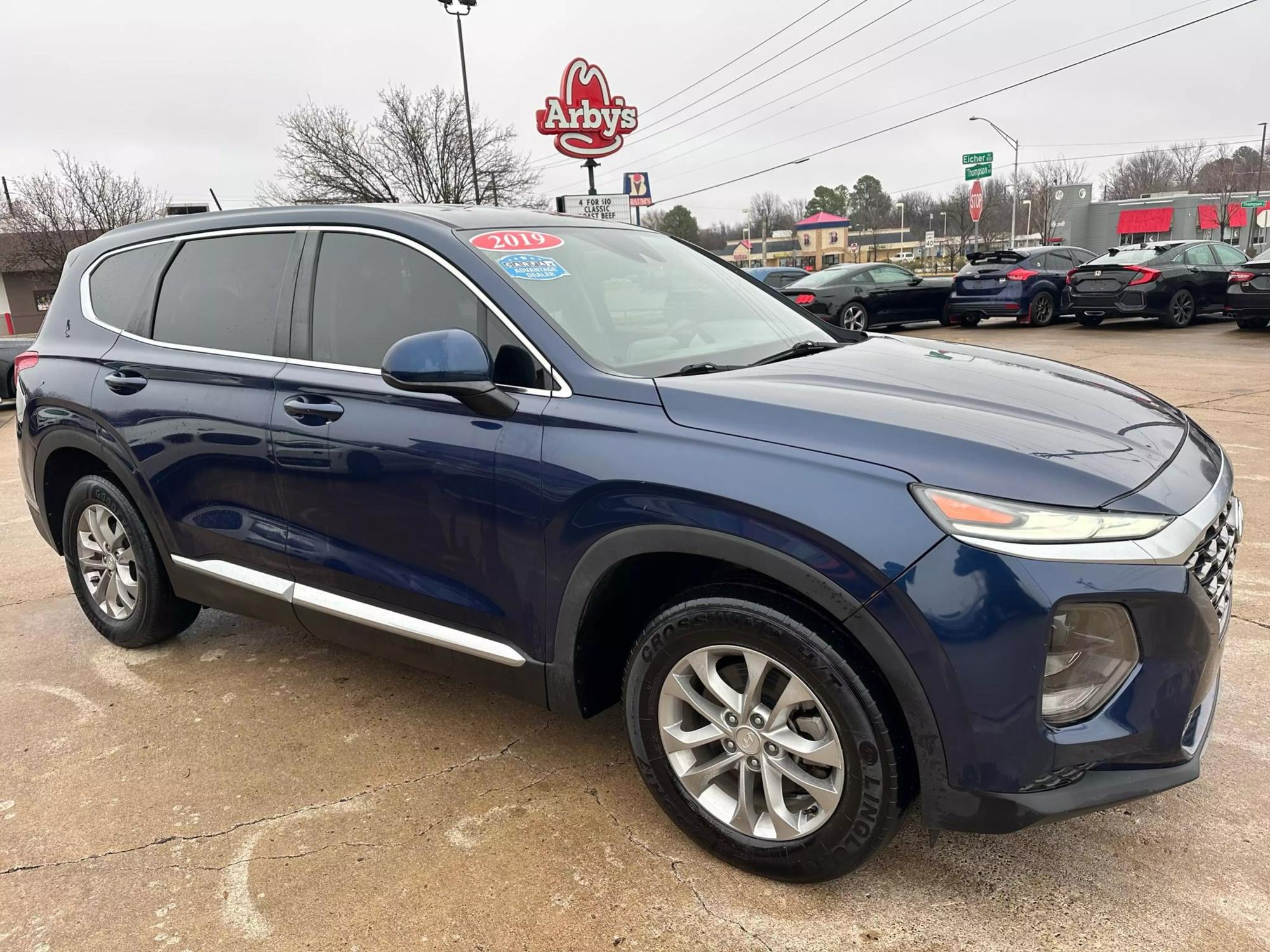 2019 Hyundai Santa Fe SE photo 39