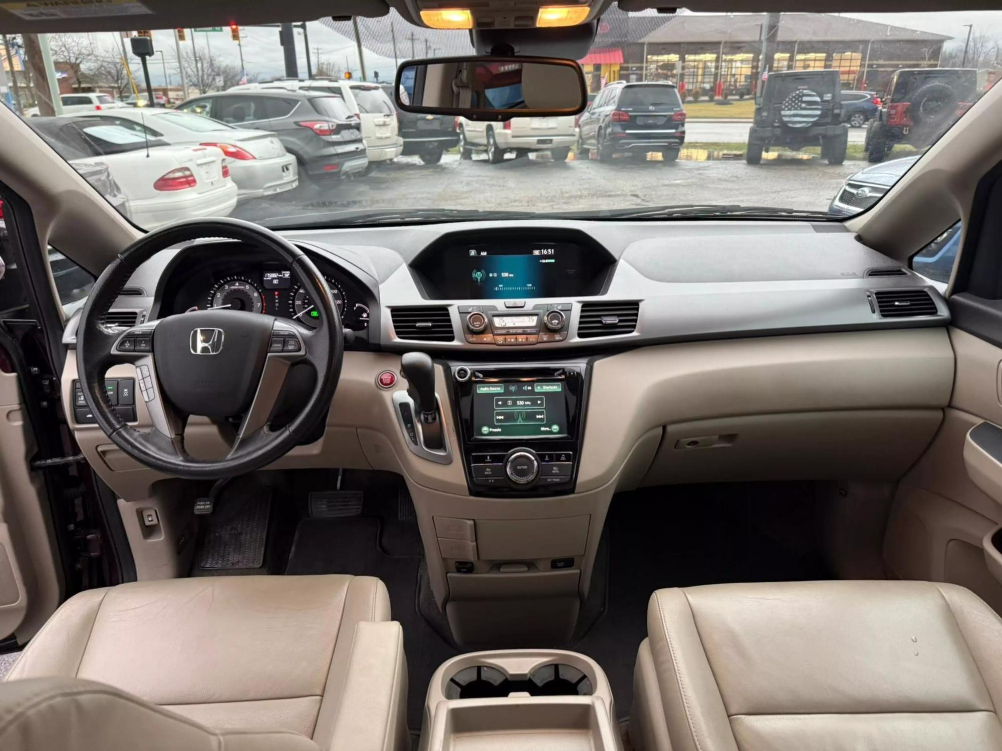 2015 Honda Odyssey EX-L photo 46