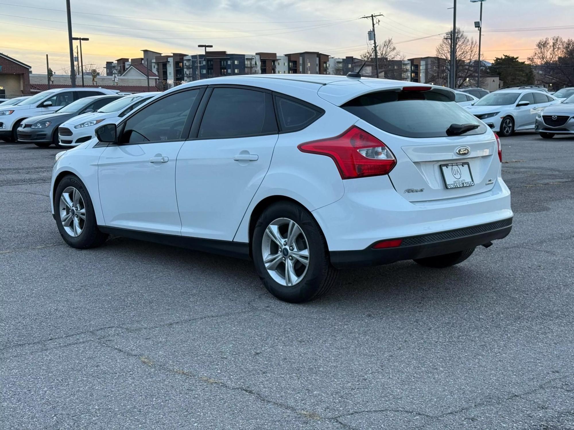 2013 Ford Focus SE photo 21