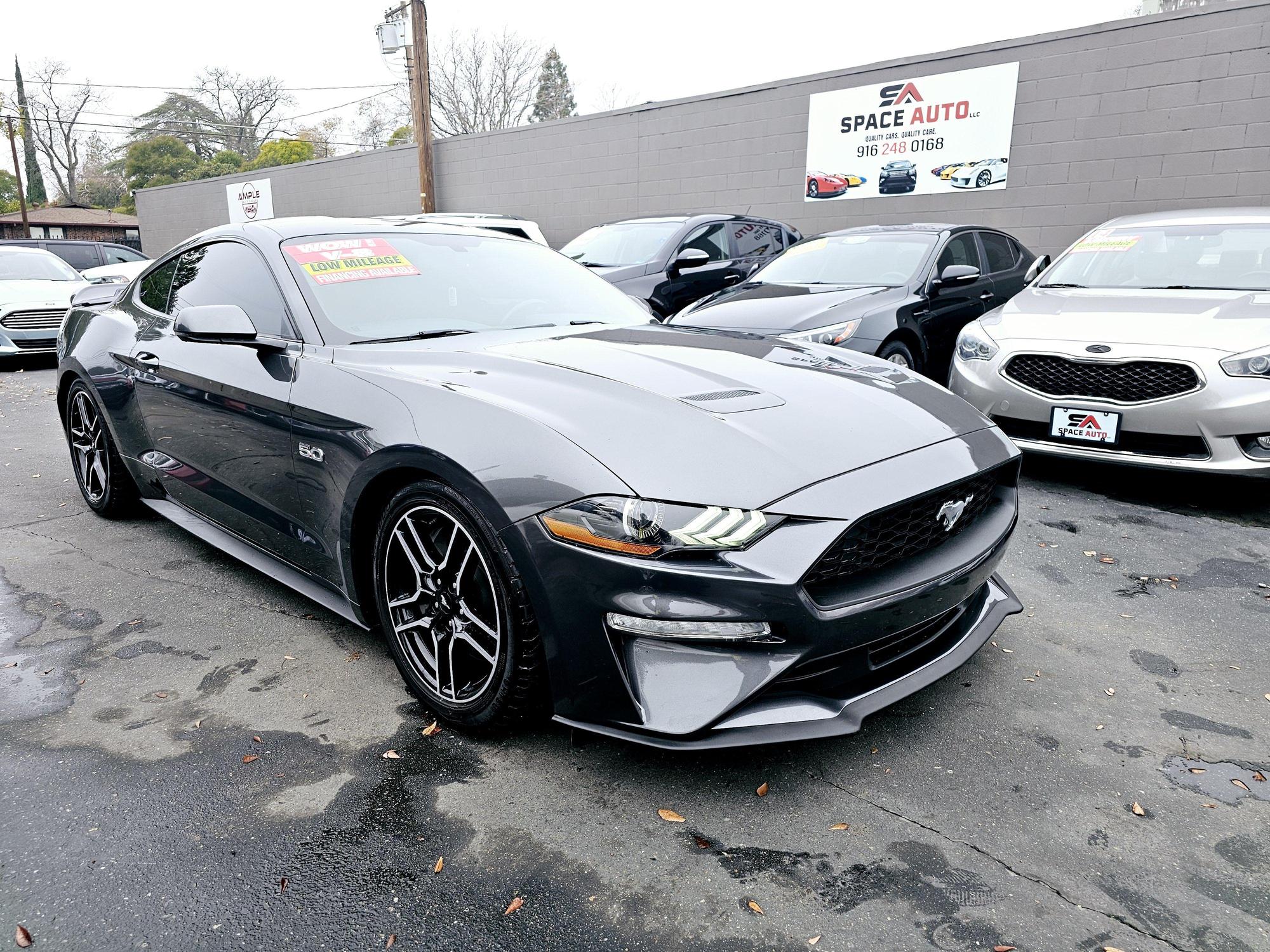 2020 Ford Mustang GT Premium photo 27