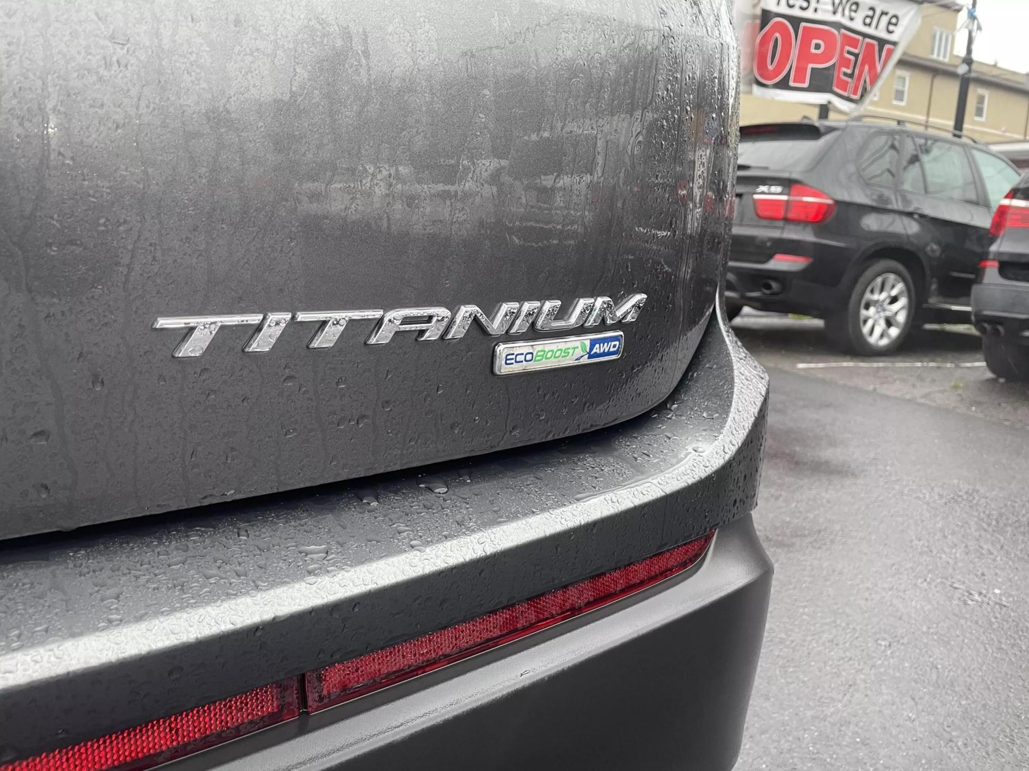 2015 Ford Edge Titanium photo 74