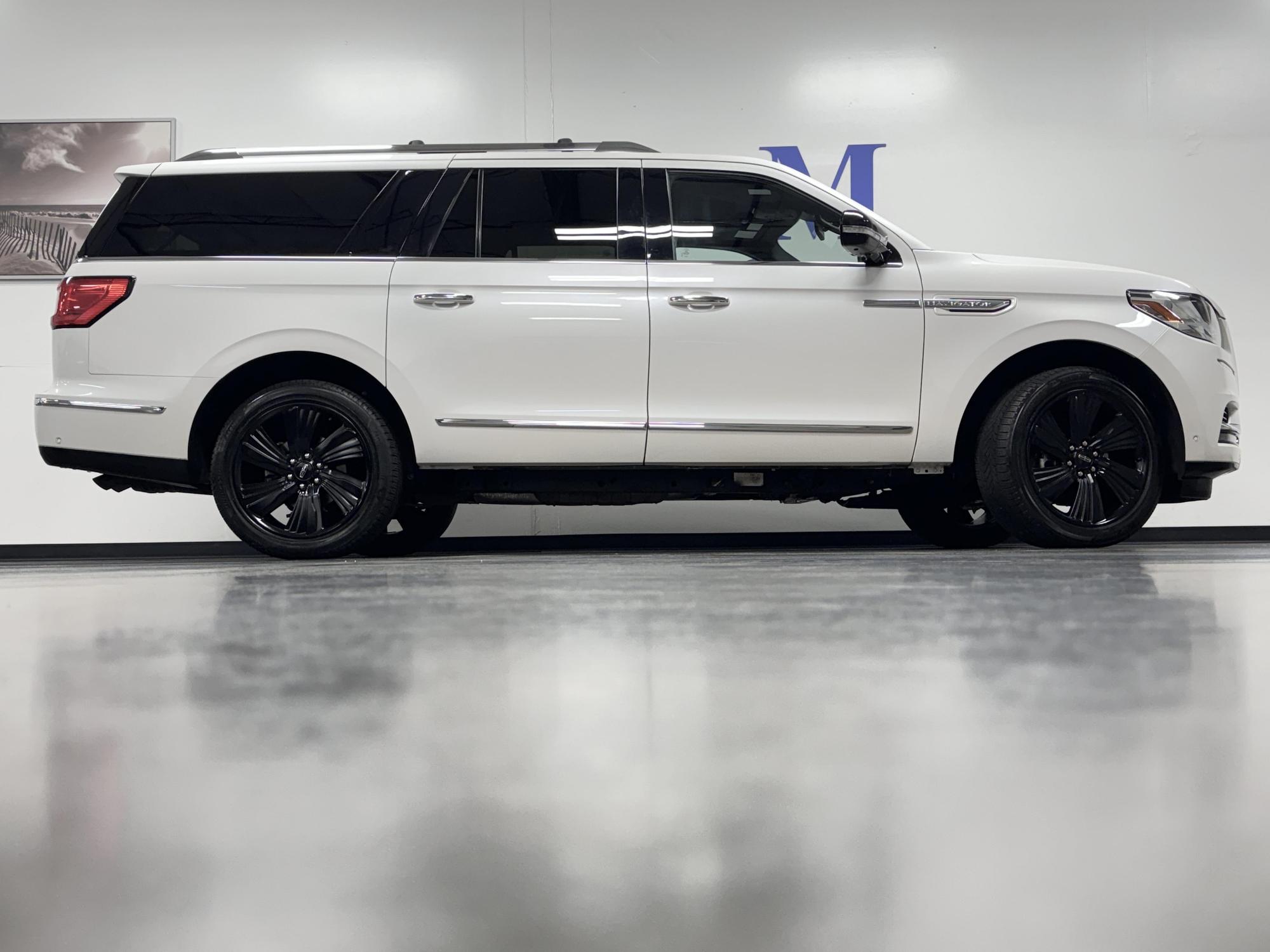 2019 Lincoln Navigator Reserve photo 33