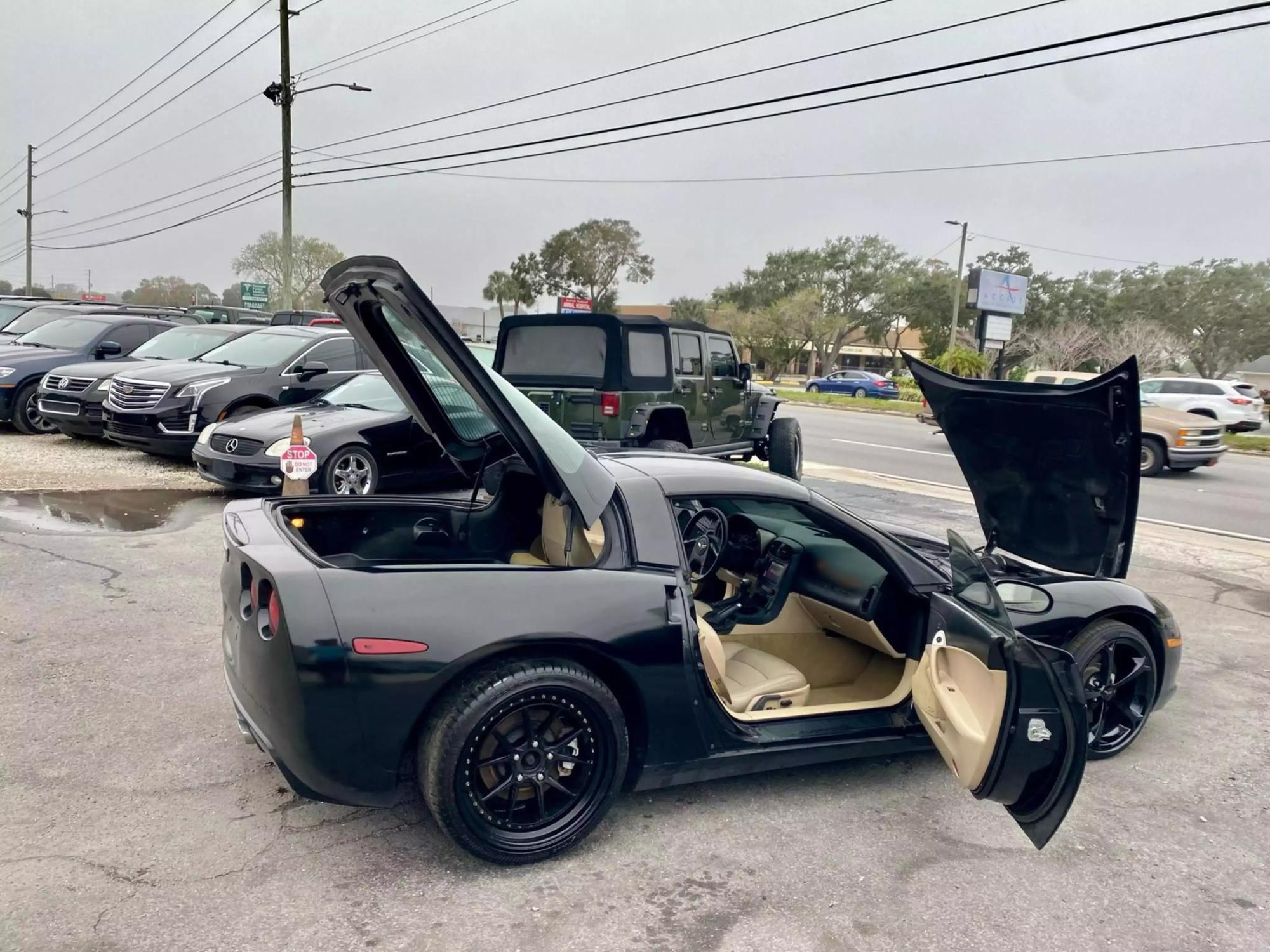 2005 Chevrolet Corvette Base photo 54