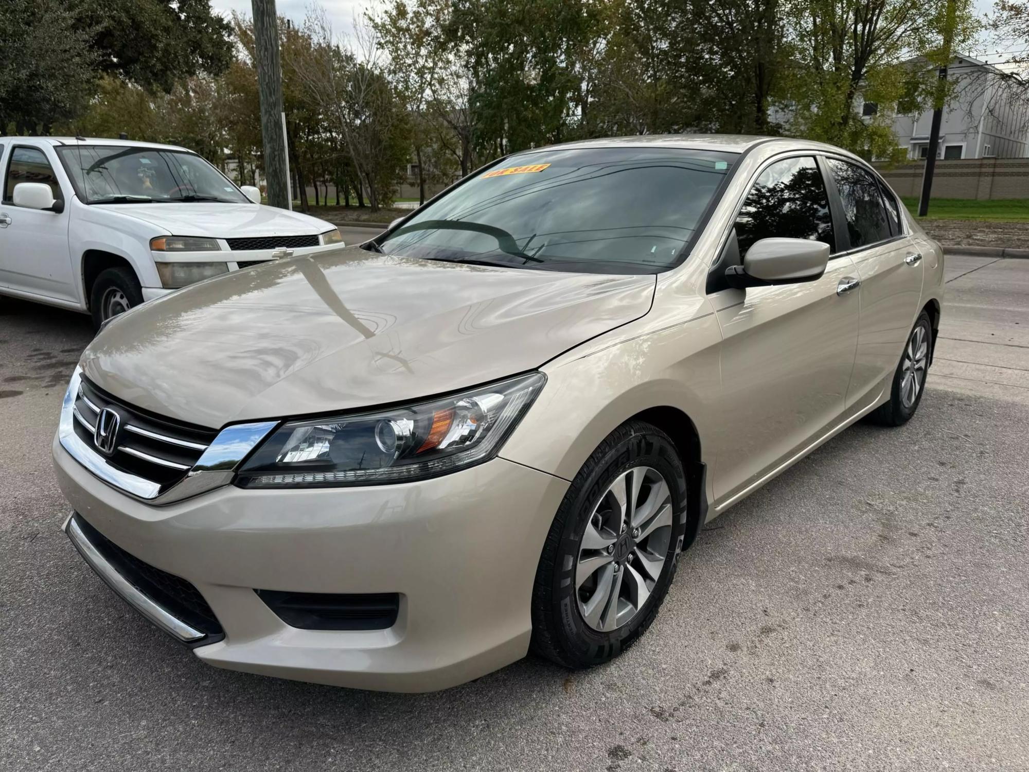 2013 Honda Accord LX photo 13