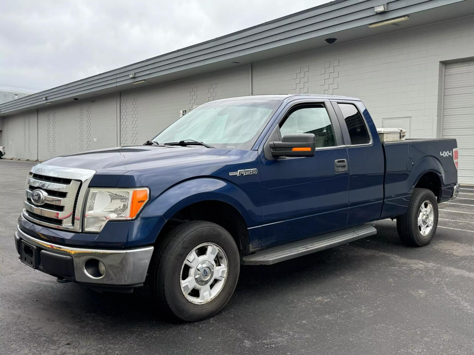 2010 Ford F-150 XL photo 18