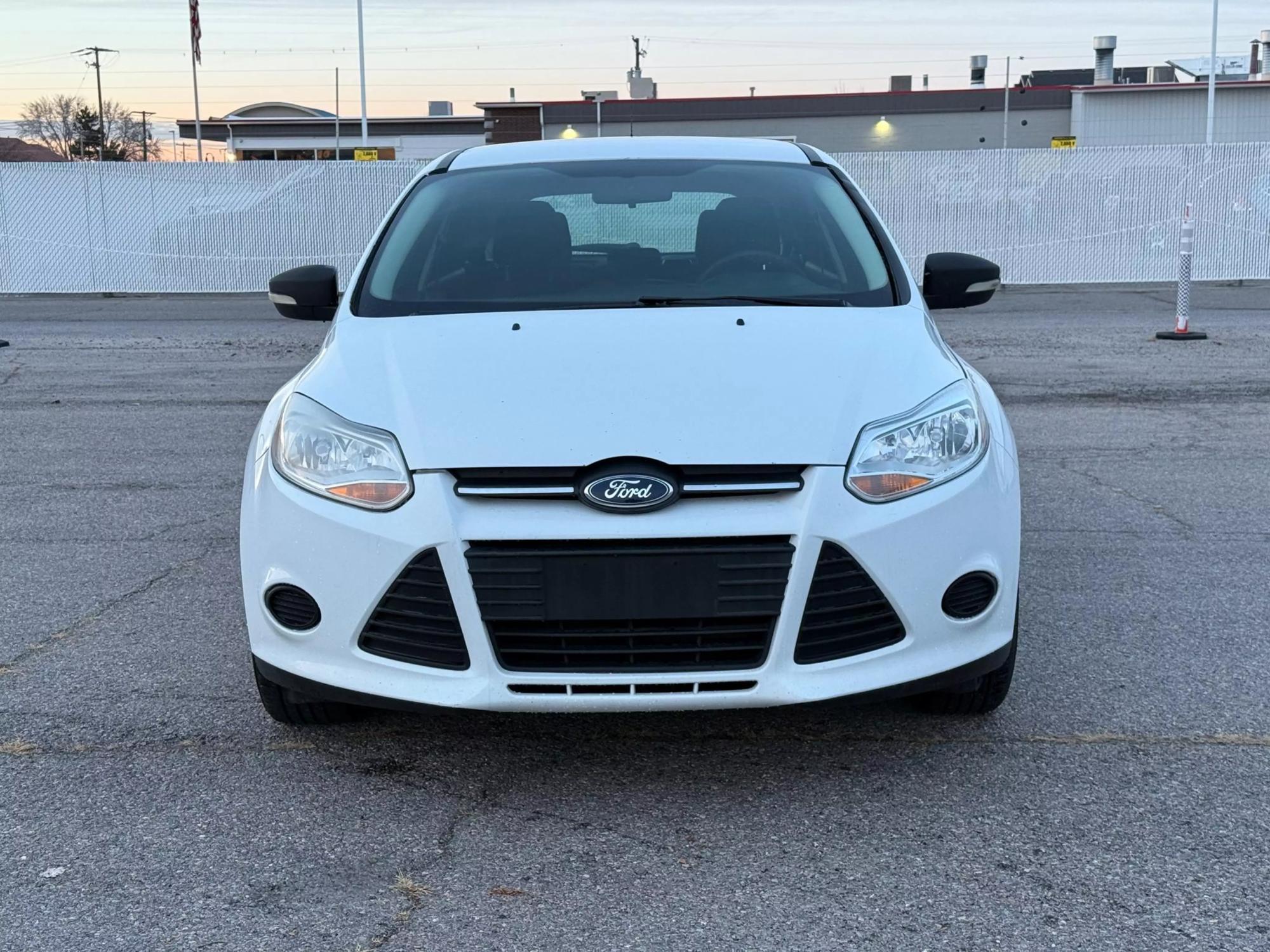 2013 Ford Focus SE photo 17