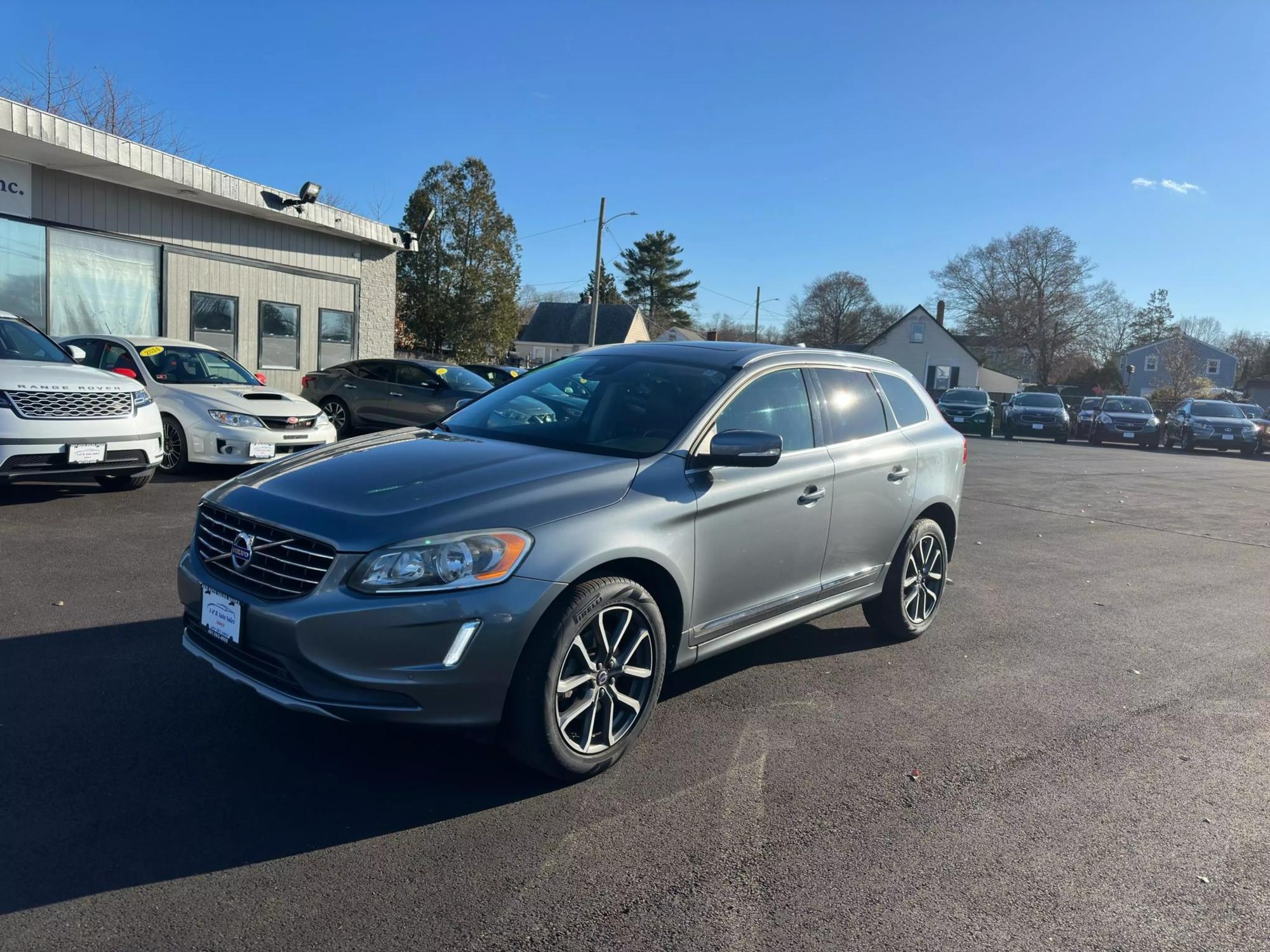 2016 Volvo XC60 T6 photo 25