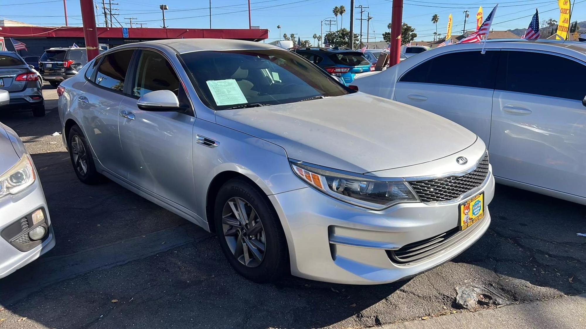 2016 Kia Optima LX photo 8