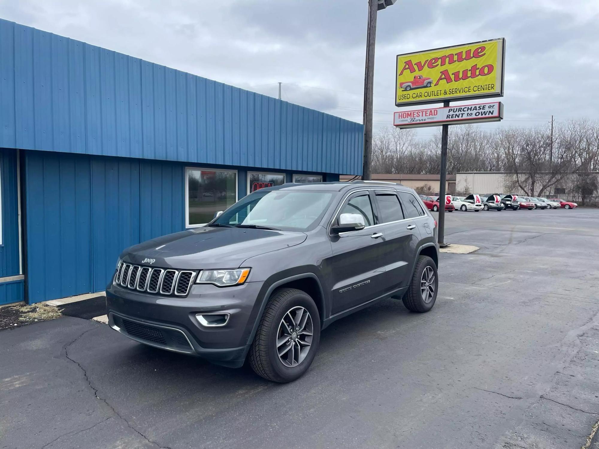 2017 Jeep Grand Cherokee Limited photo 12