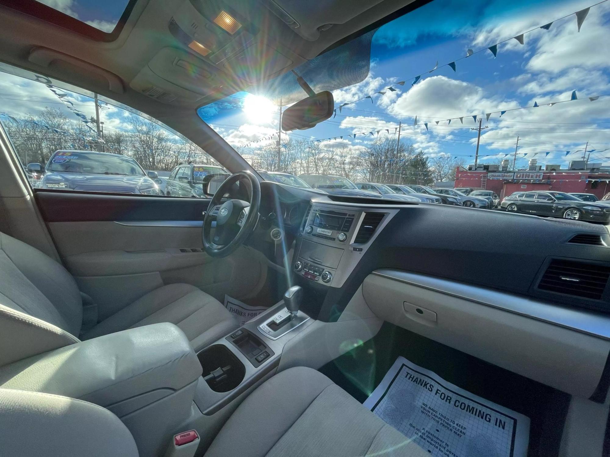 2013 Subaru Legacy I Premium photo 110