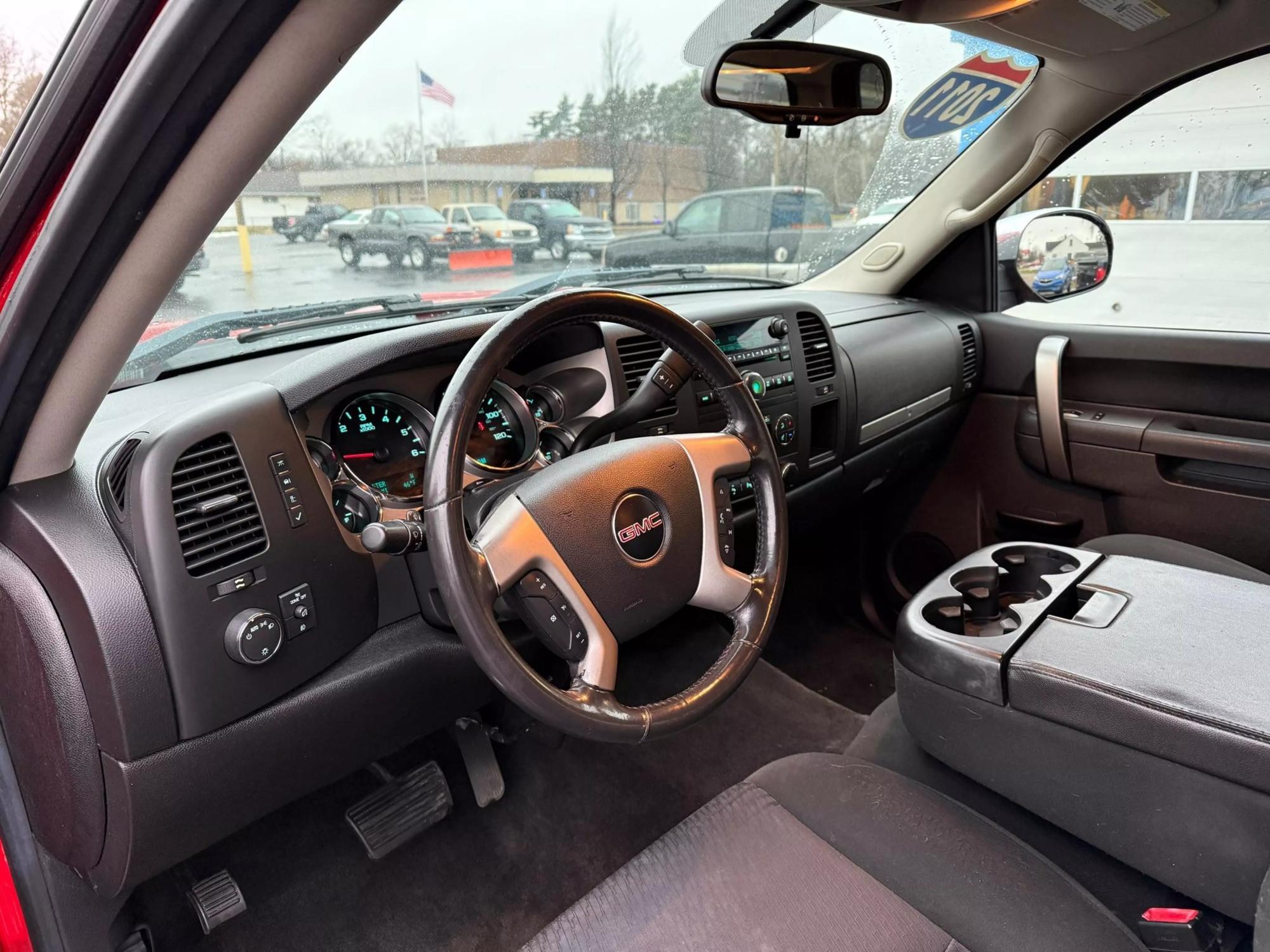 2011 GMC Sierra 1500 SLE photo 44