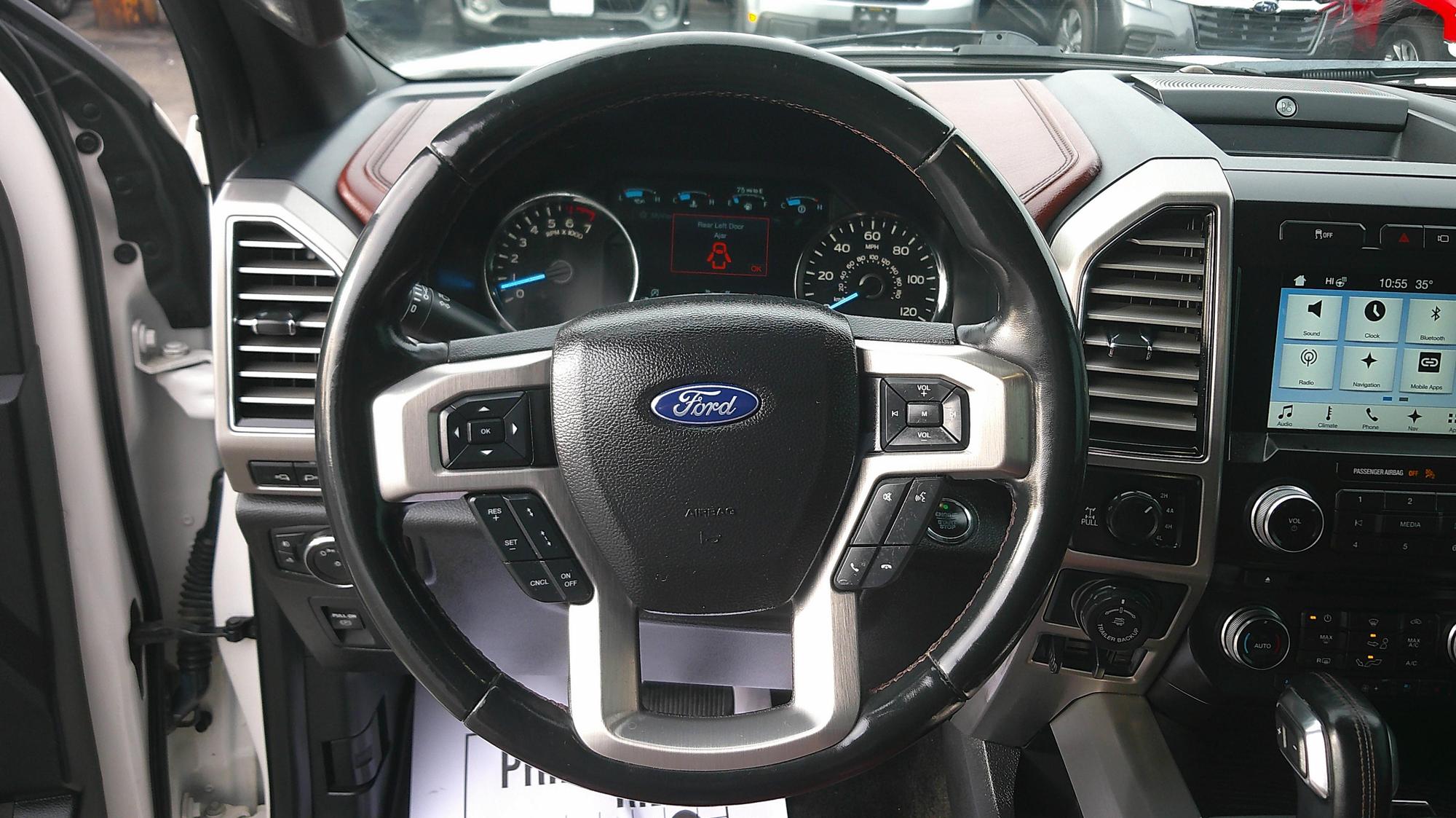 2018 Ford F-150 Platinum photo 21