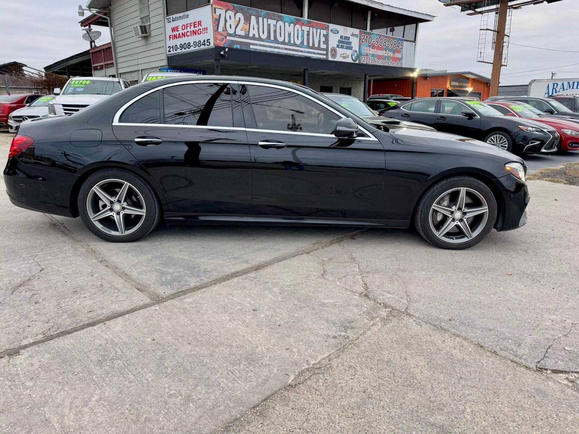 2017 Mercedes-Benz E-Class E300 photo 21