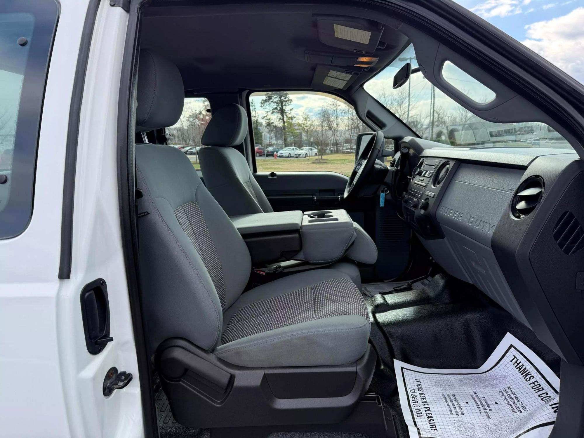 2011 Ford F-250 Super Duty XLT photo 188