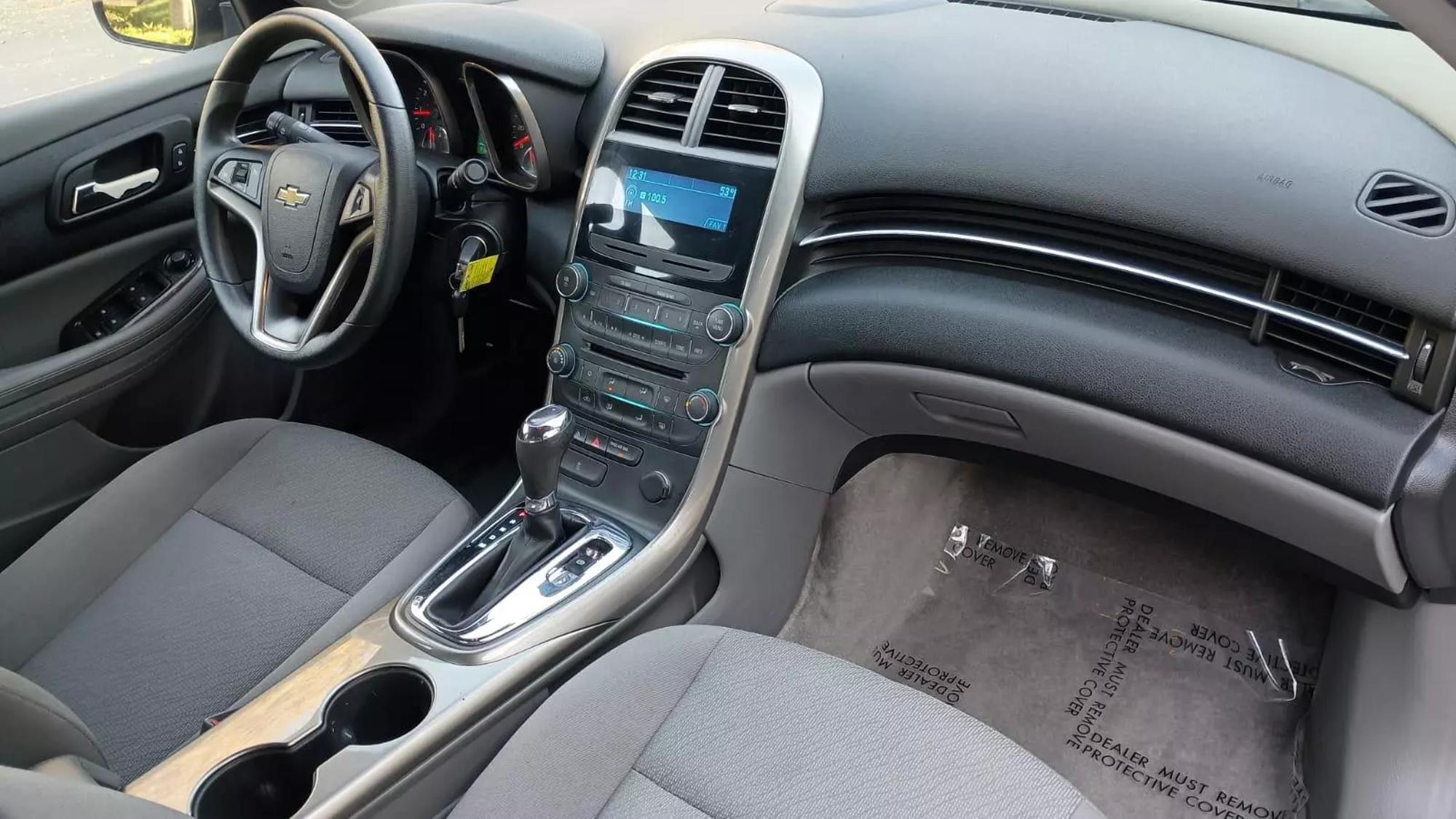 2013 Chevrolet Malibu 1LS photo 40