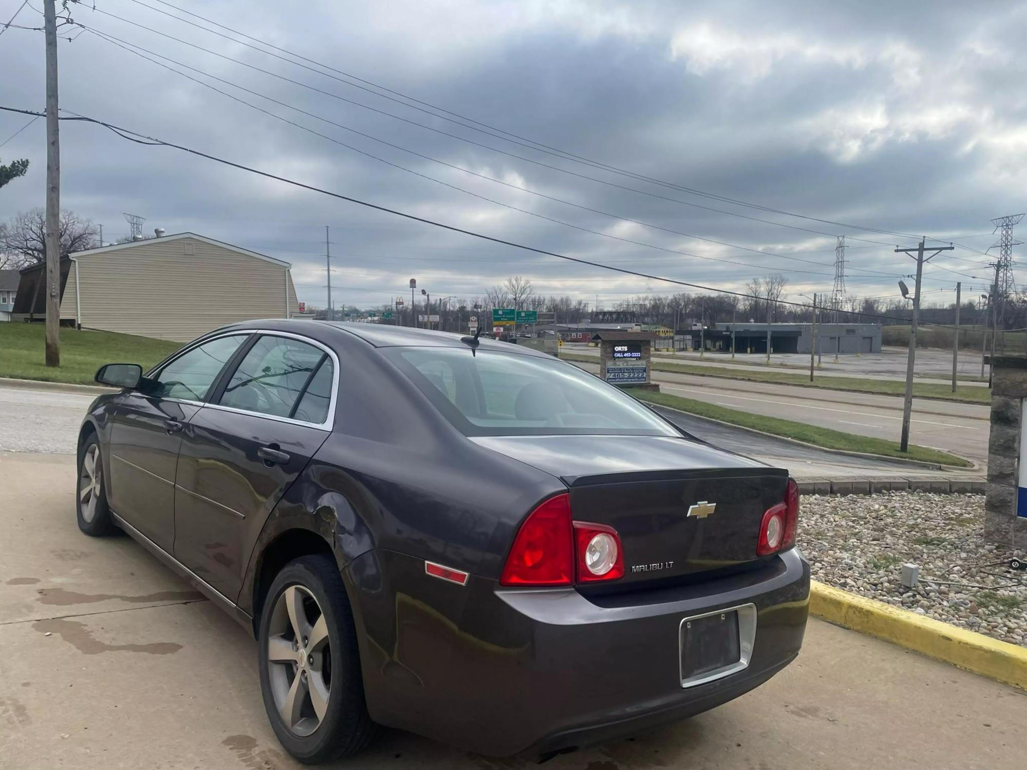 2011 Chevrolet Malibu 1LT photo 20