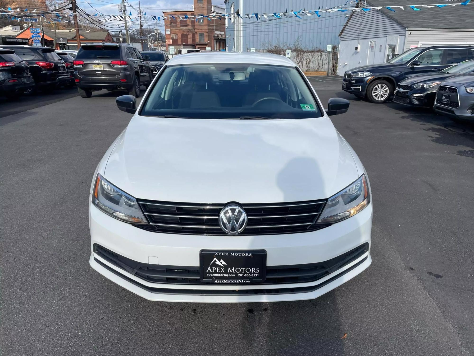 2015 Volkswagen Jetta S photo 58