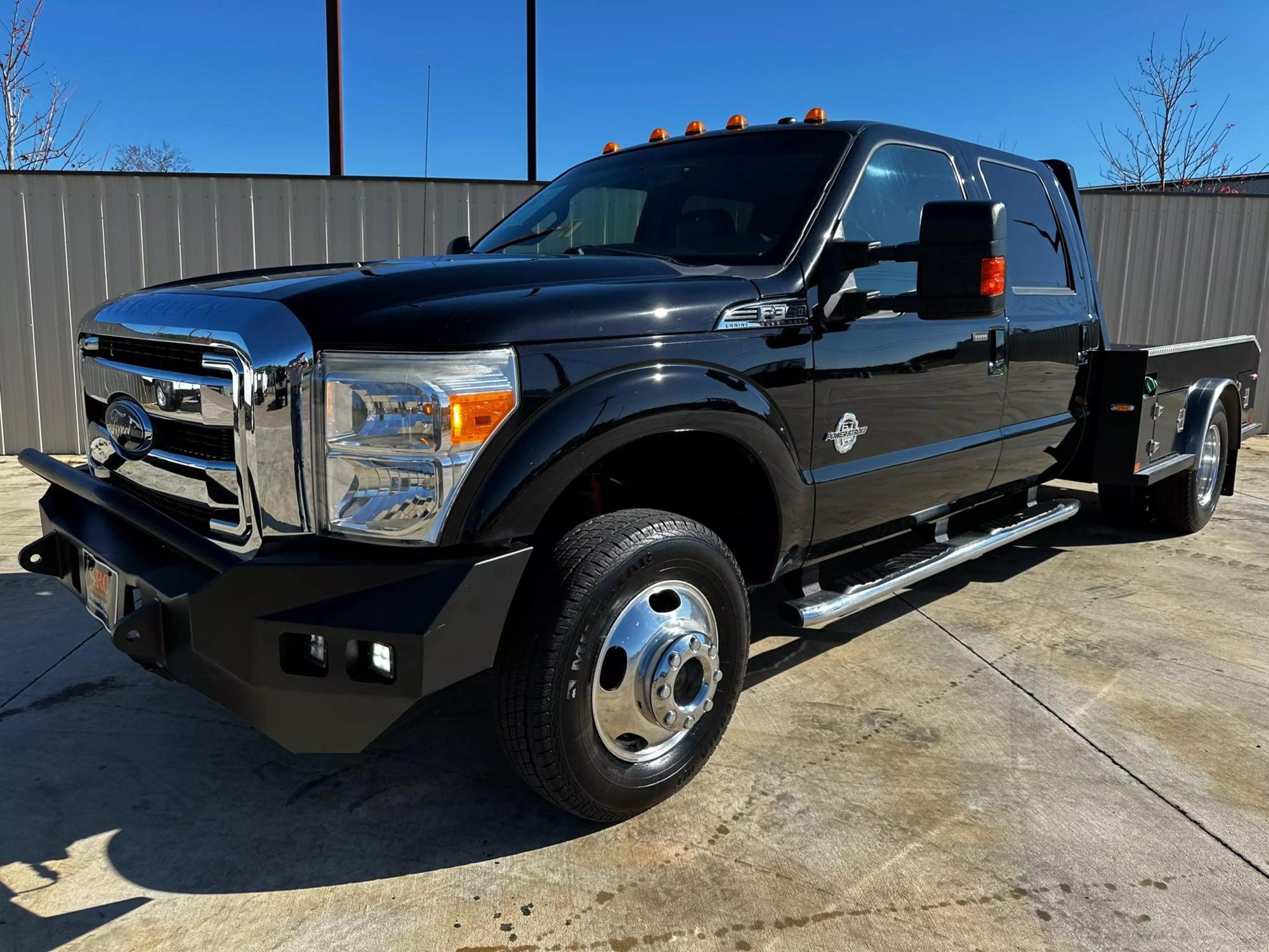 2016 Ford F-350 Super Duty Lariat photo 15