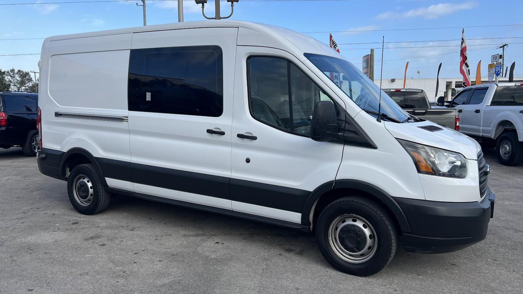 2016 Ford Transit Base photo 17