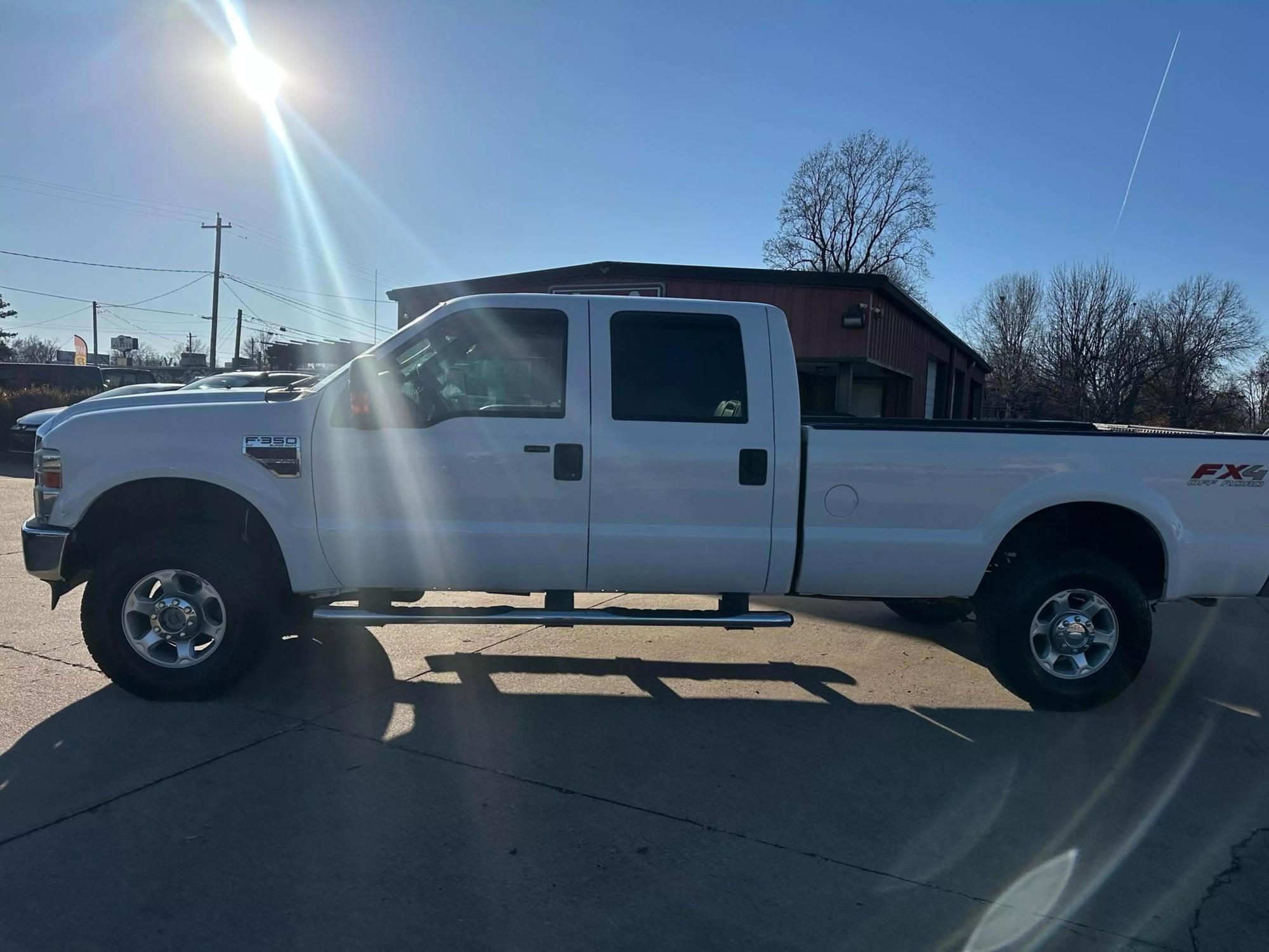 2010 Ford F-350 Super Duty XL photo 34