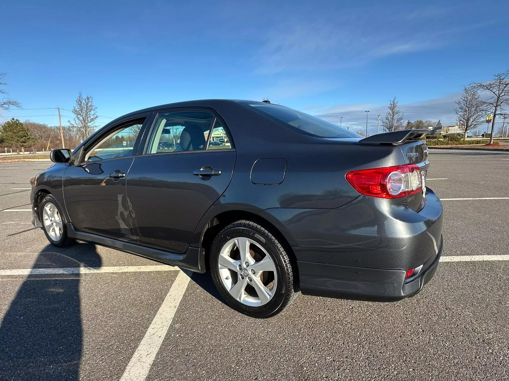 2012 Toyota Corolla S photo 25