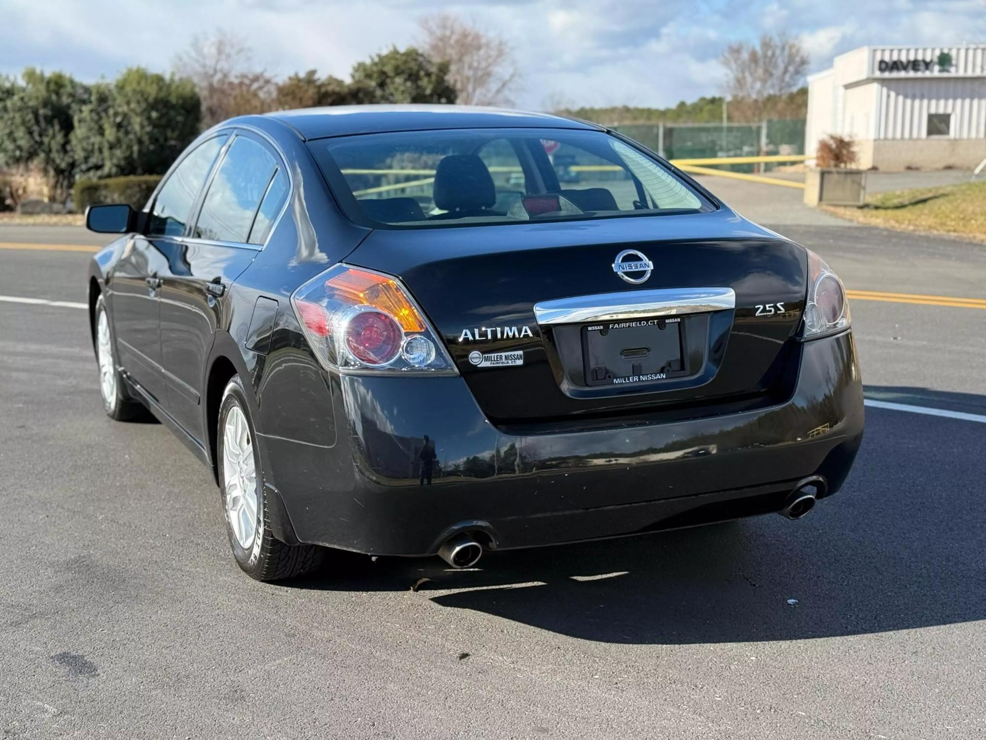 2010 Nissan Altima S photo 94