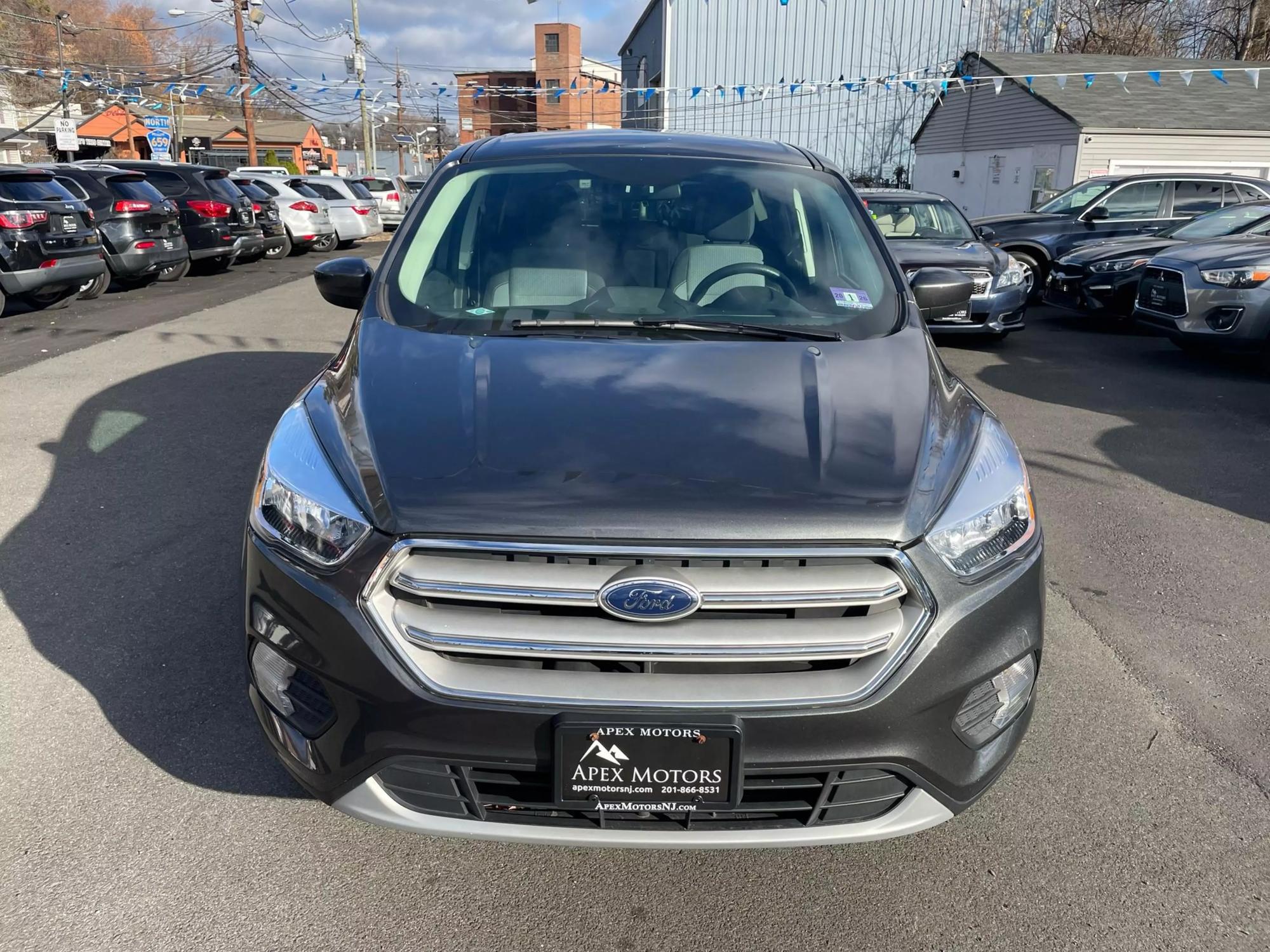 2019 Ford Escape SE photo 57