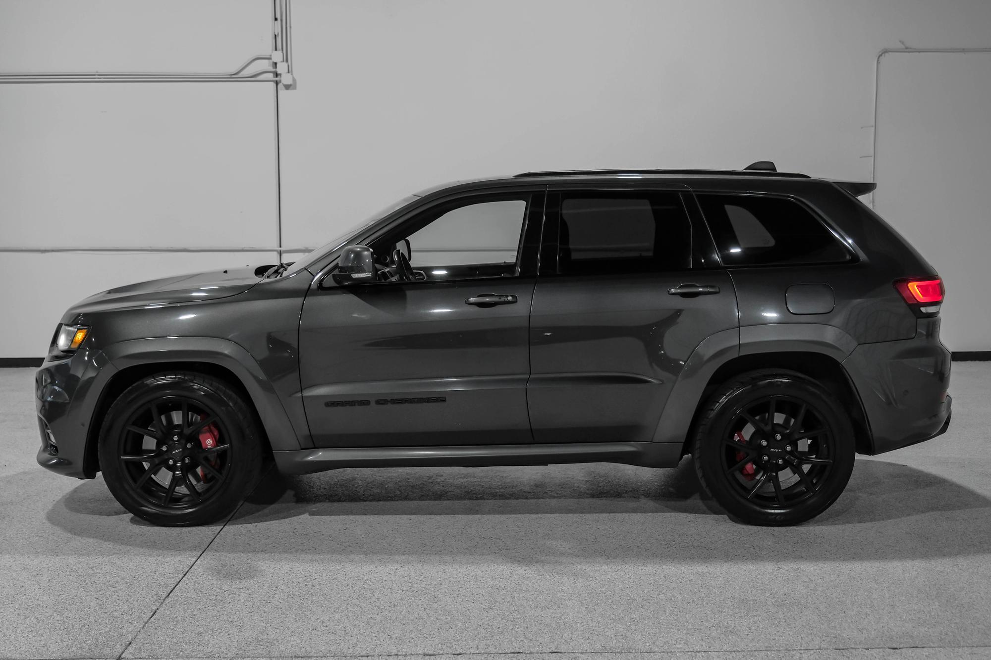 2018 Jeep Grand Cherokee SRT photo 74